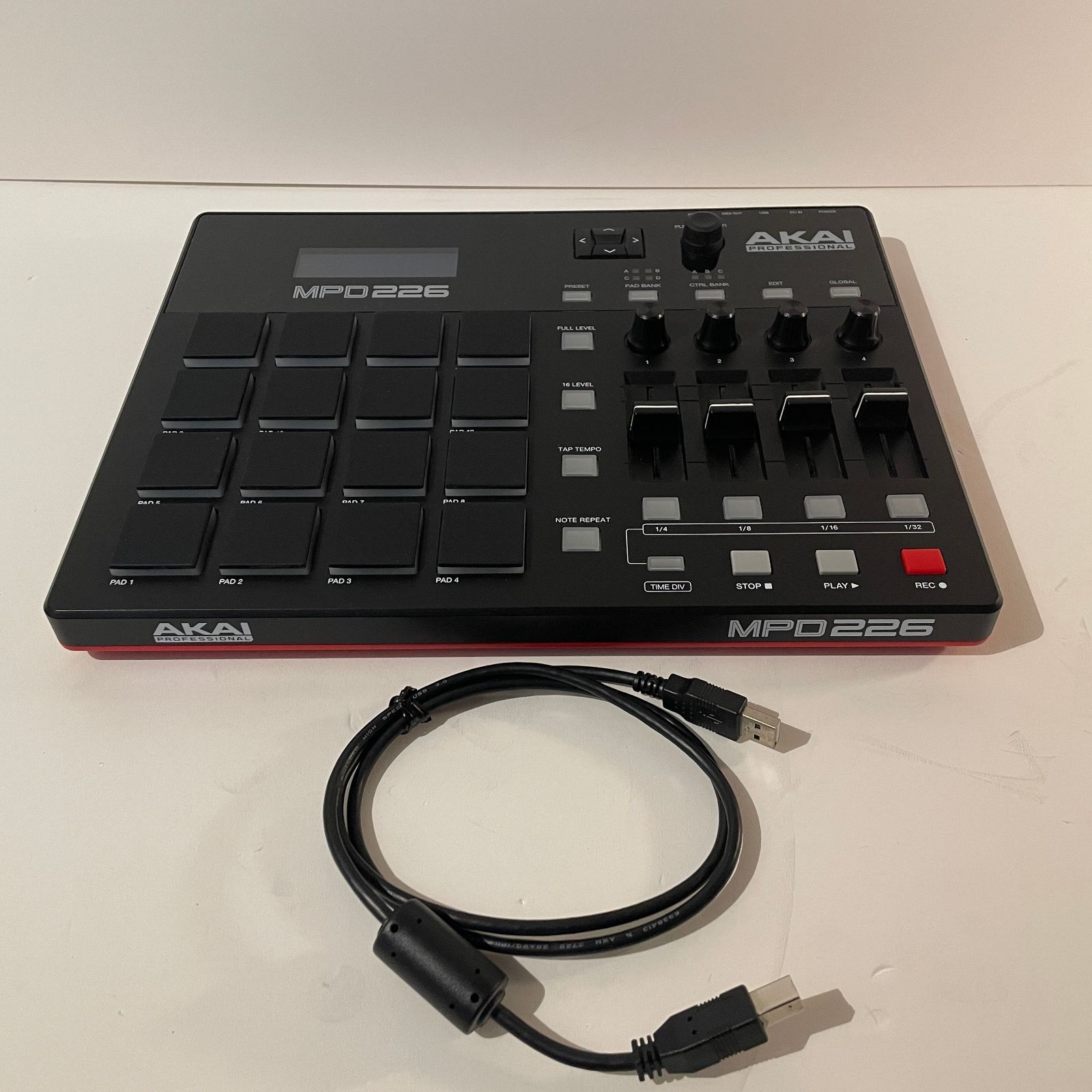 Schlagwerk カホン SR-CP408　ケース付き Schlagwerk Percussion SR-CP408 [2 in One Cajon～Dark Oak / カホン