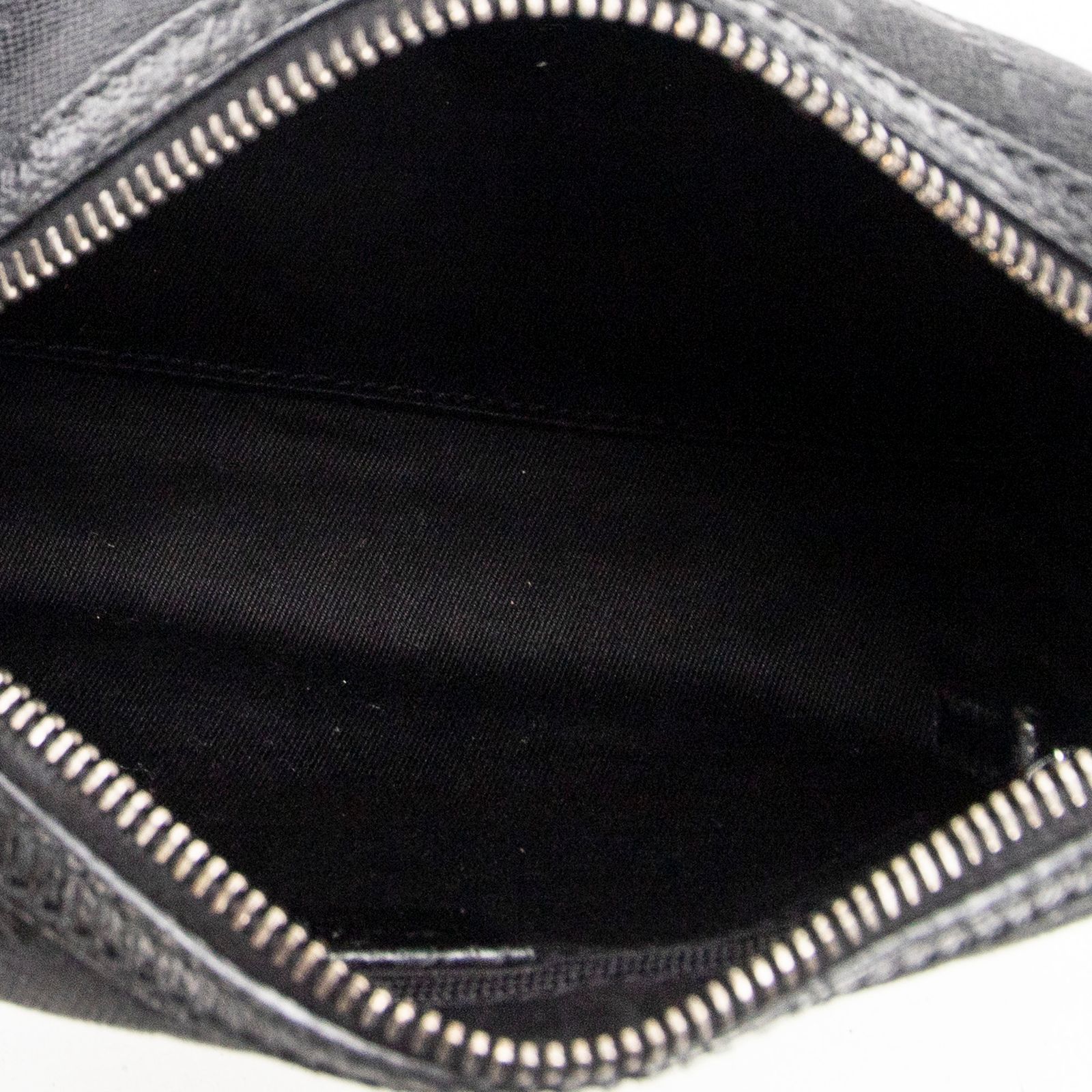 GUCCI グッチ黒GGキャンバスA