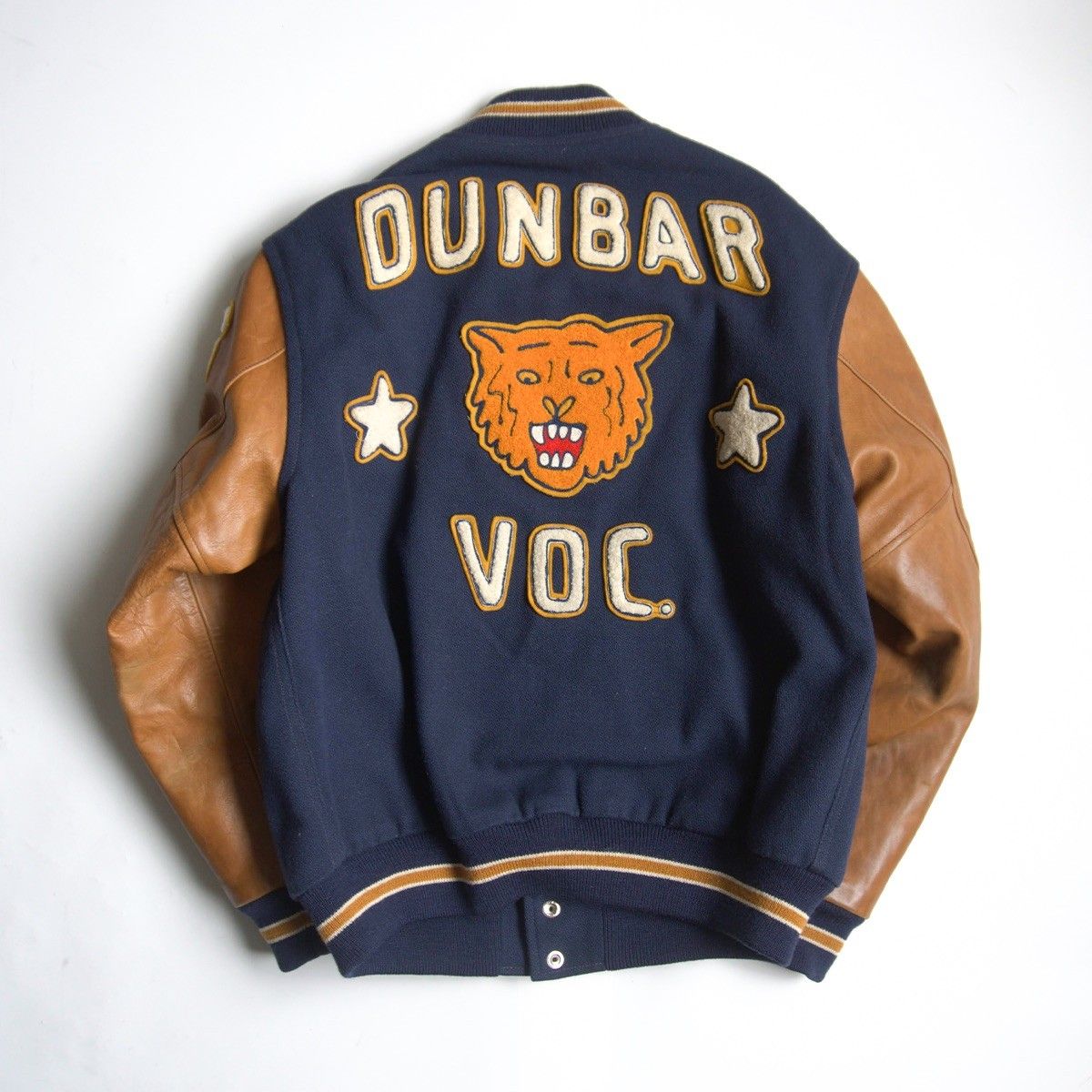 ビッグサイズ42 JOE MCCOY MJ22123 レザースリーブ スタジャン タイガー ジョーマッコイ 25100932