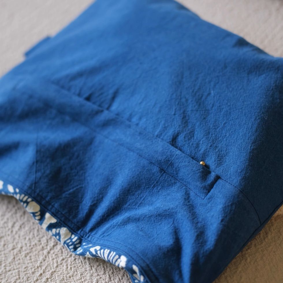 四方花鳥模様 フラップショルダーバッグ