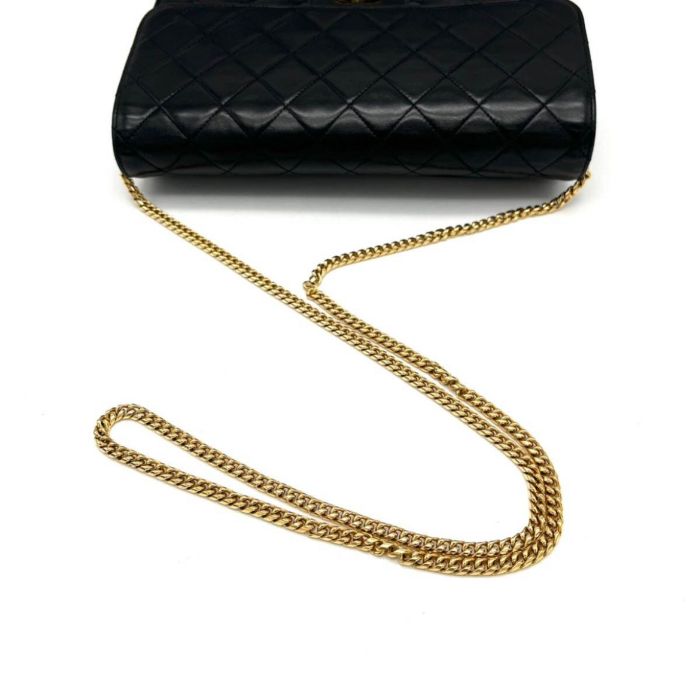 中古】美品 CHANEL シャネル マトラッセ ターンロック ココ 中古】美品 CHANEL シャネル マトラッセ ターンロック ココ
