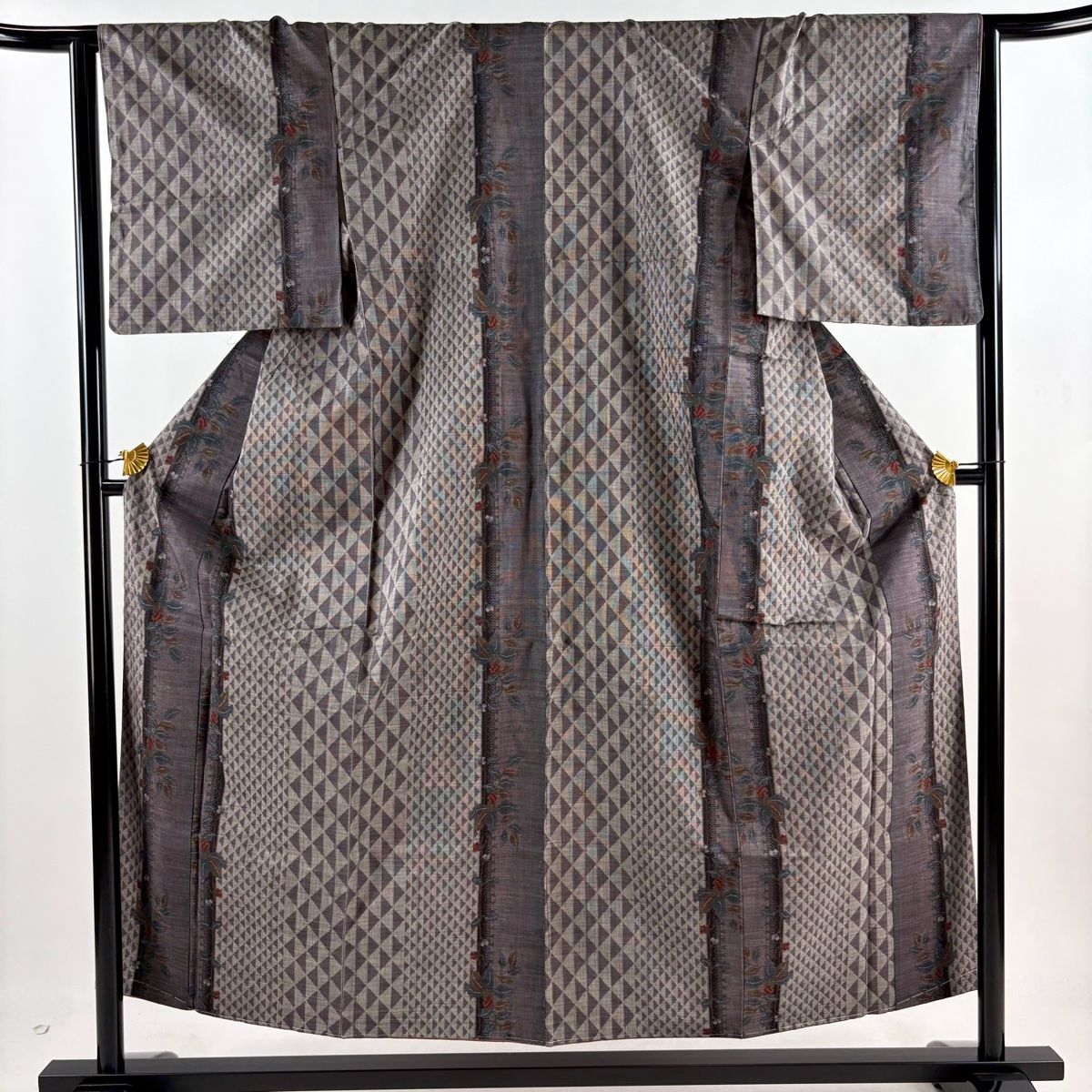 紬 身丈156cm 裄丈65.5cm M 袷 草花 鱗 灰紫 正絹 名品