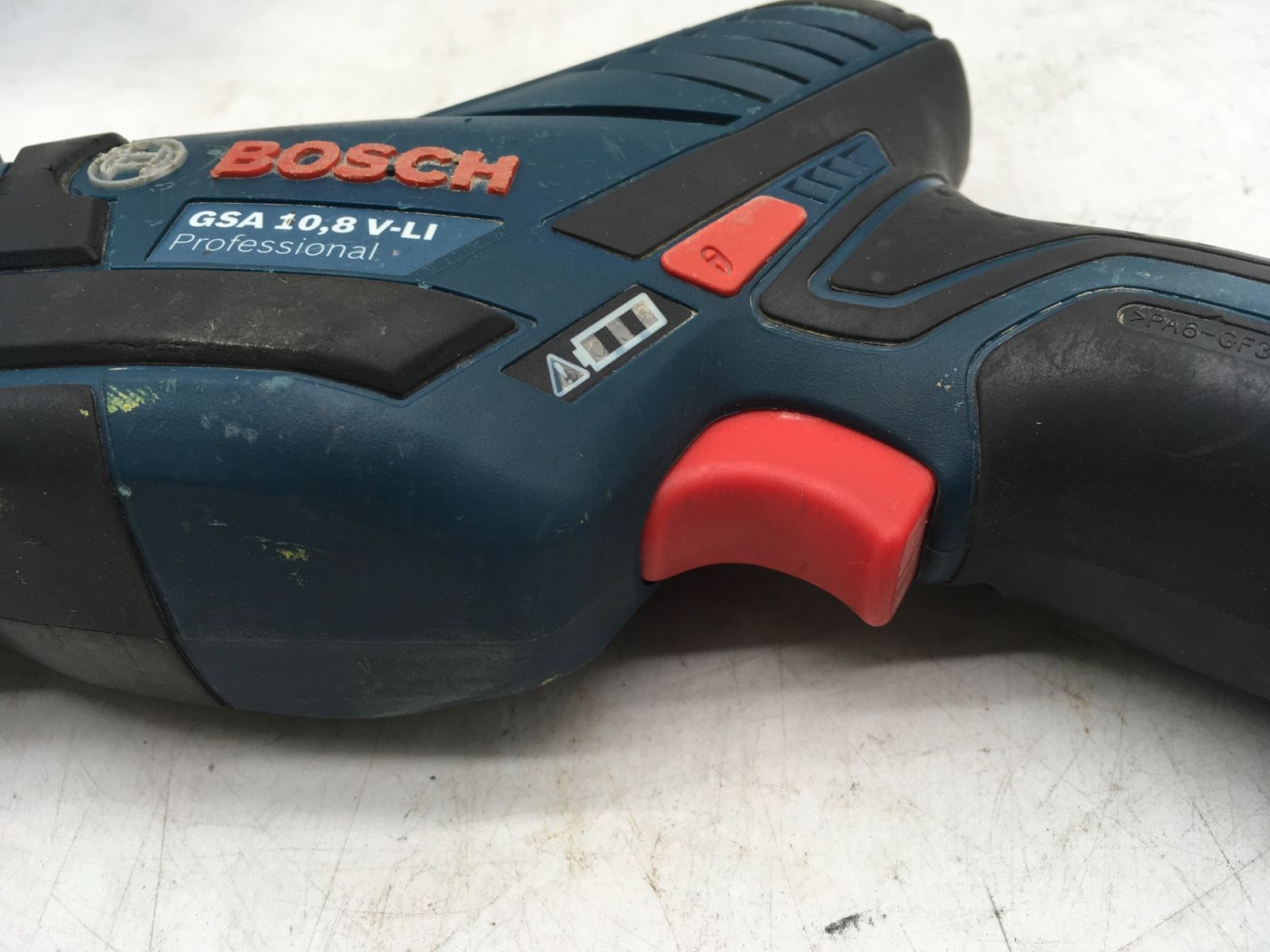 人気アイテムお得に購入！ 品 BOSCH|ボッシュ 10.8Vバッテリーセーバーソー GSA10.8V-LI ITJ8AXX2L7Q8 エコツール岡崎インター店 M02