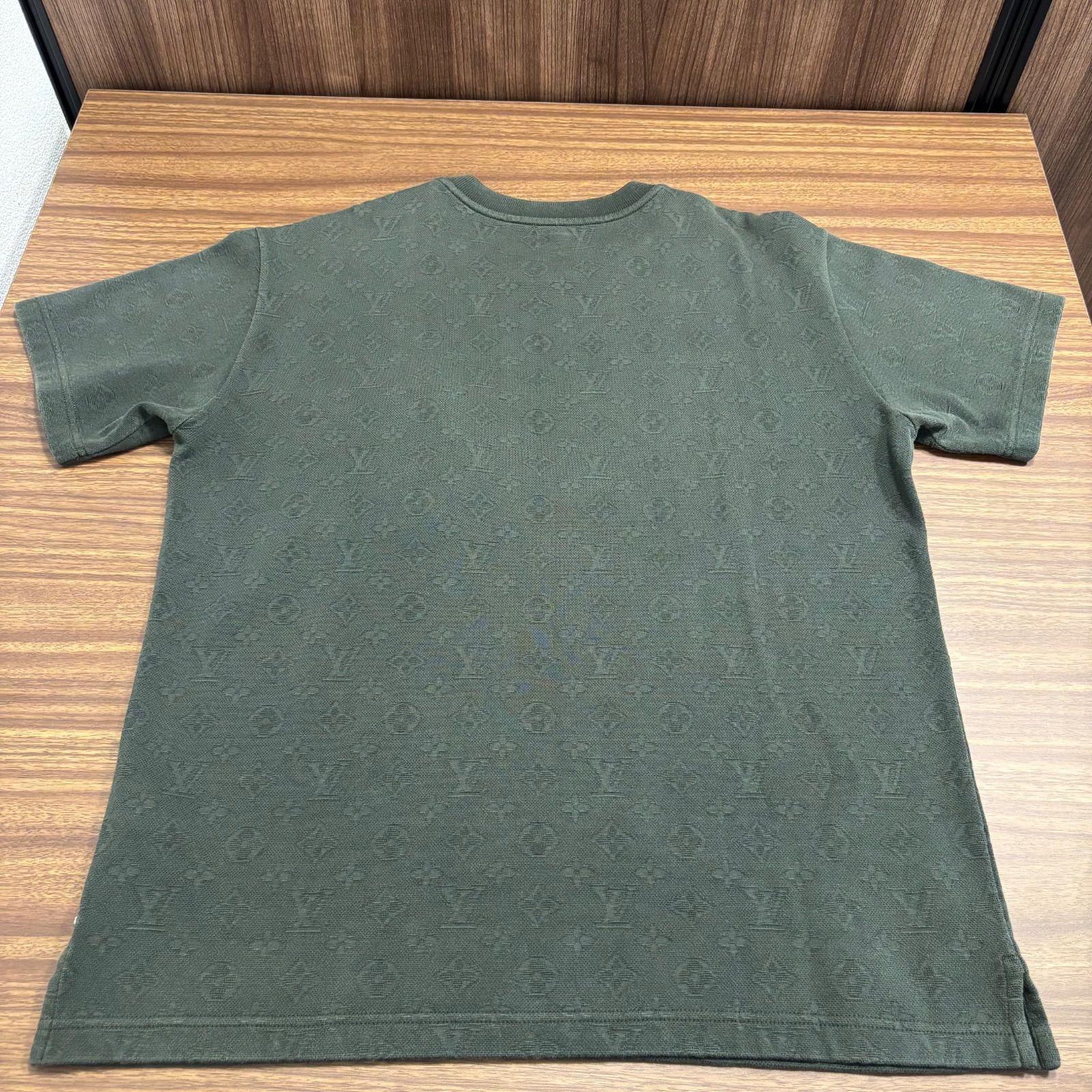 LOUIS VUITTON モノグラム3DポケットTシャツ カーキ ルイヴィトン