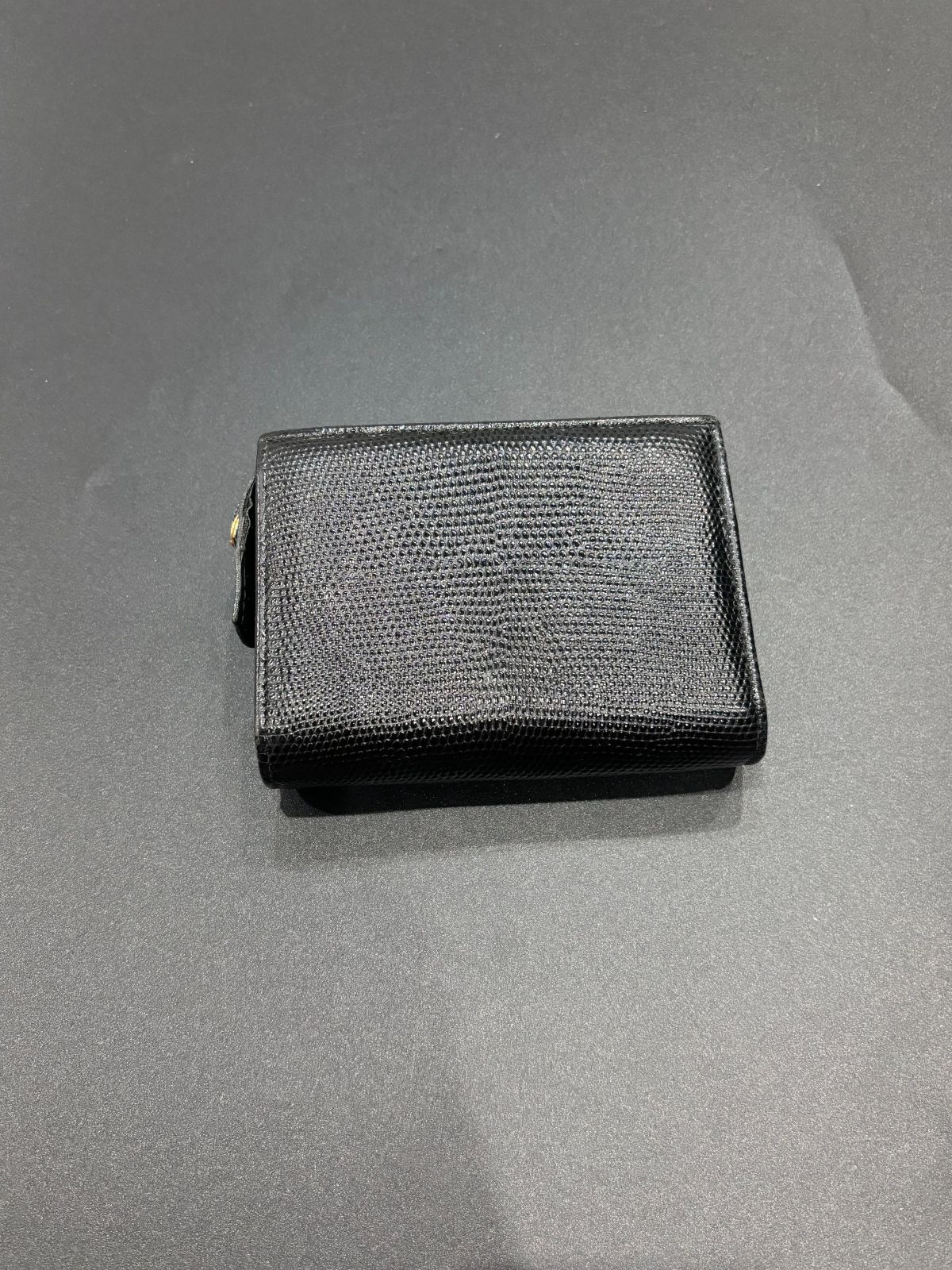 サルヴァトーレフェラガモ ヴァラ ポーチ B25083304