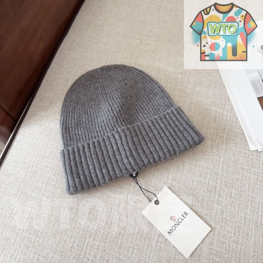 【NFCタグ付】MONCLER グレー ニット帽 NFCタグ付】MONCLER グレー ニット帽 MONCLER - 【国内正規品