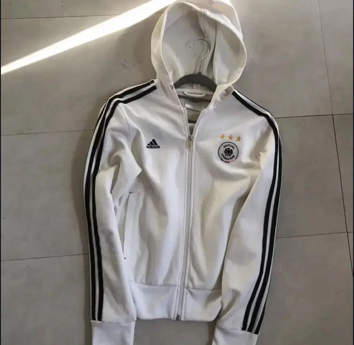 adidas アディダス ドイツ ジップアップパーカー フード付き ジャージ 白