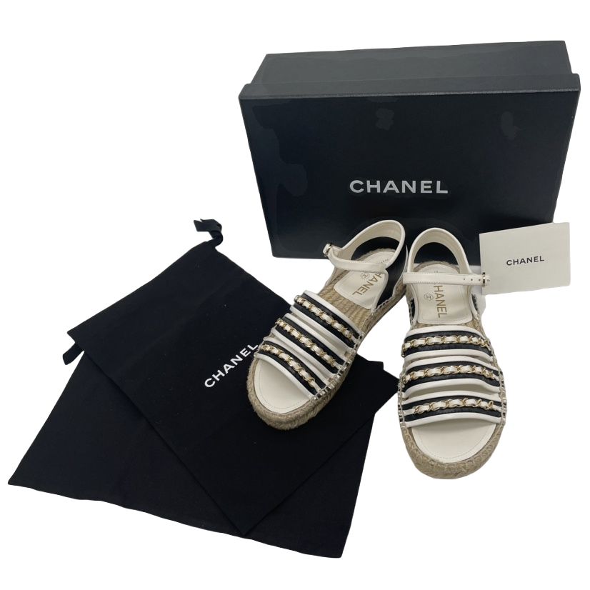 未使用品 CHANEL シャネル レザー サンダル G35930 2020年 ココ 未使用品 CHANEL シャネル レザー サンダル G35930 2020年 ココ