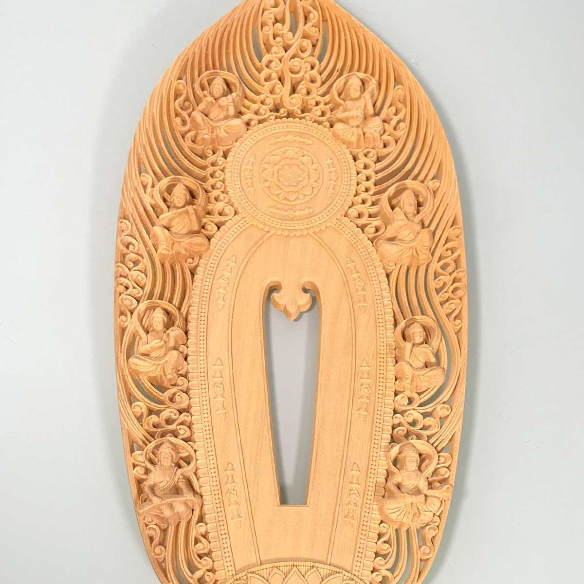 阿弥陀如来 　葉氏彫刻 阿弥陀如来 柘植材 材質が変わると仏様の印象も変わる #仏像