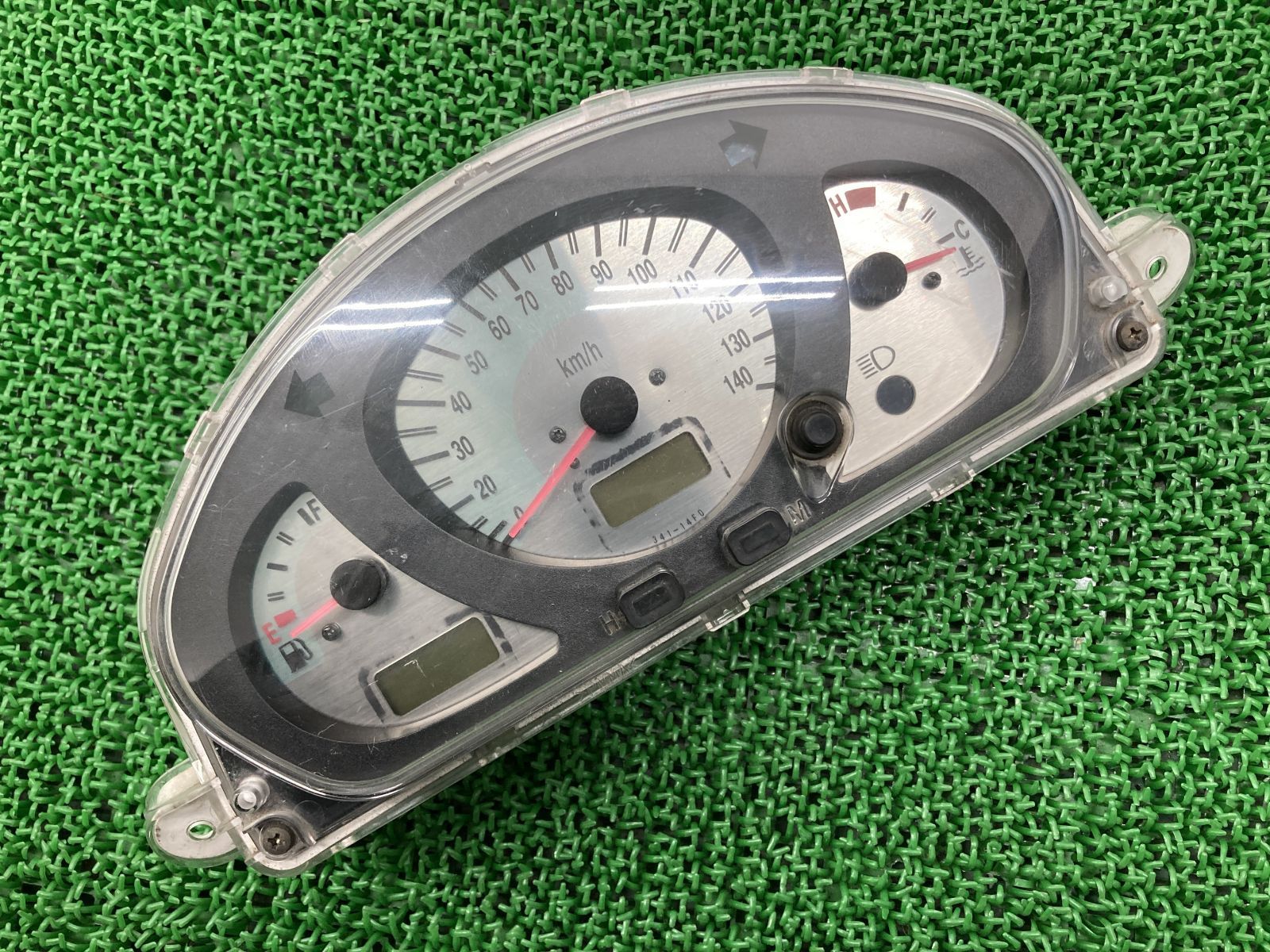スカイウェイブ250 メーター 14F0 スズキ 純正 バイク 部品 CJ14A 341- スピードメーター 割れ欠け無し 品薄 品 車検 Genuine