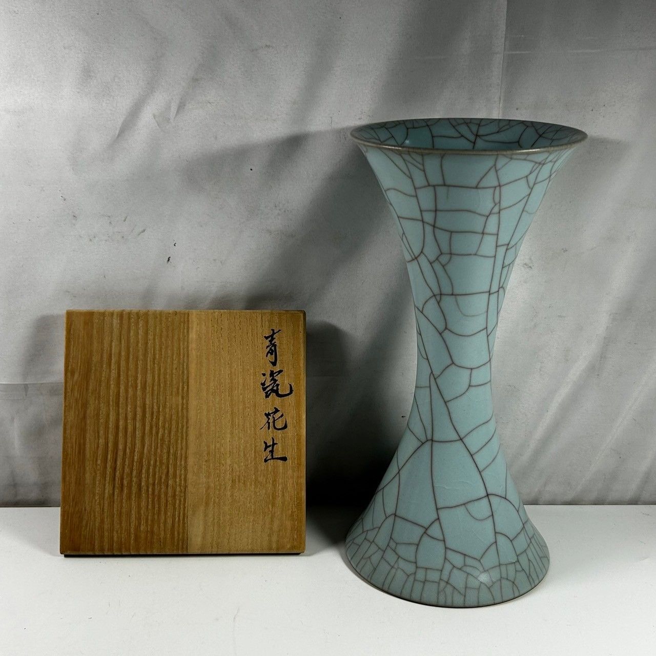 志賀暁吉 花瓶 花びん 骨董 アンティーク　(管理番号：OKU4461)