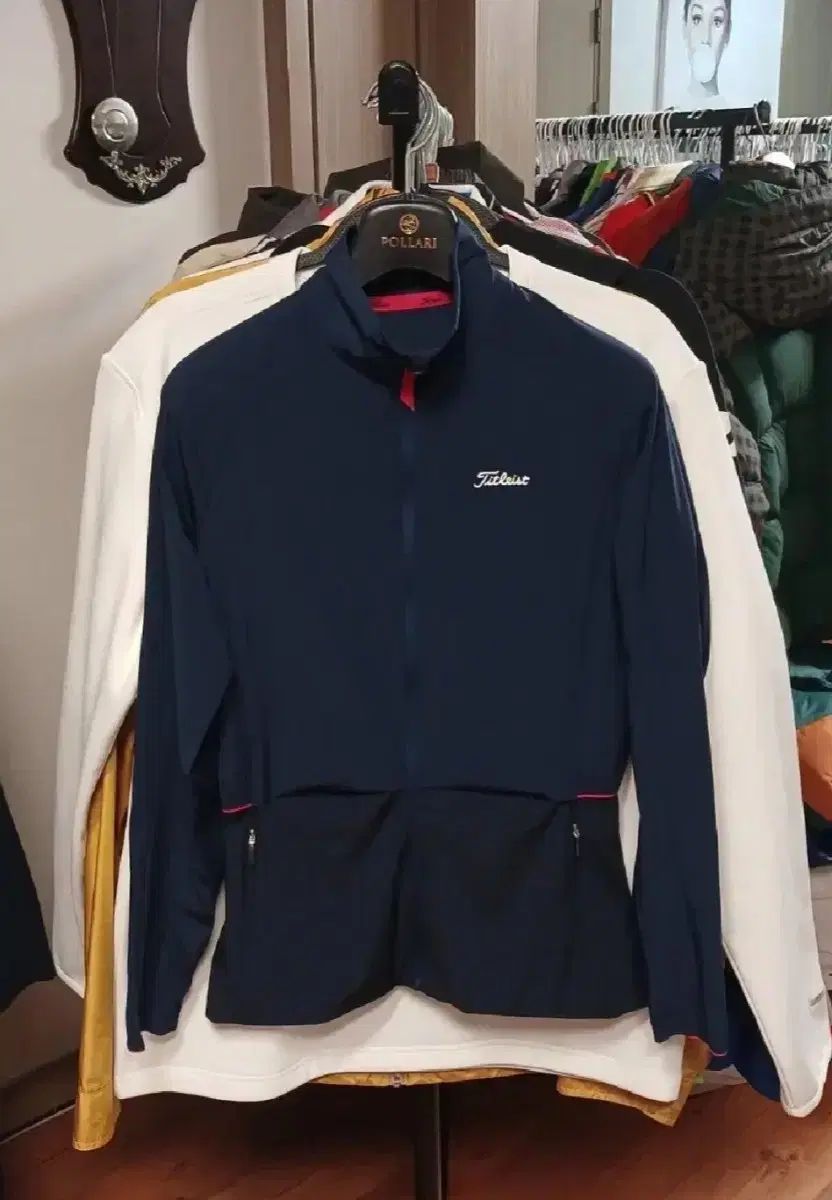 【雷市場（ポンジャン）商品韓国直送】 レディース Titleist(タイトリスト) ゴルフ ウィンドブレーカー ジャケット （ S ： 85 ）