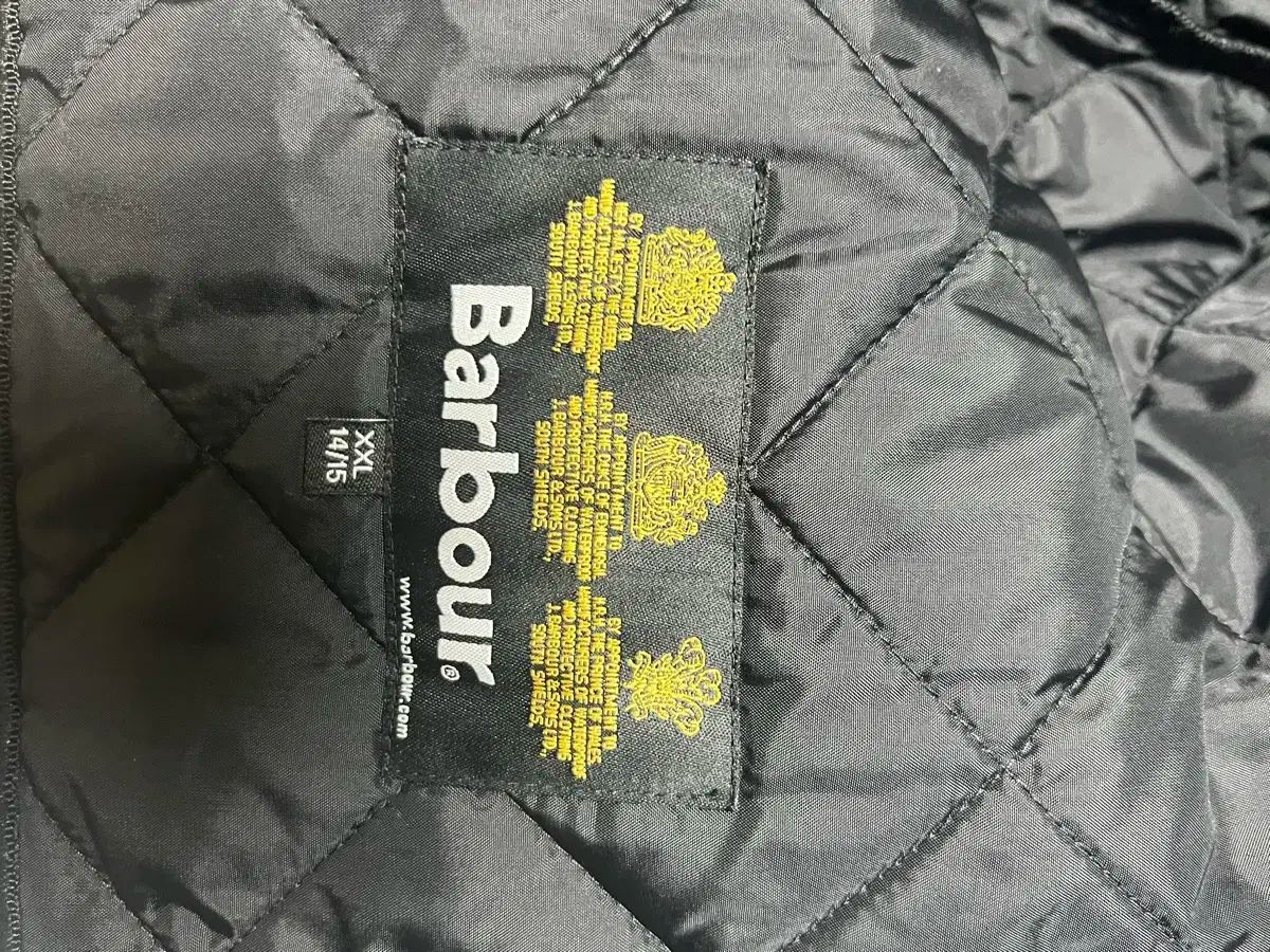 BARBOUR バブアー