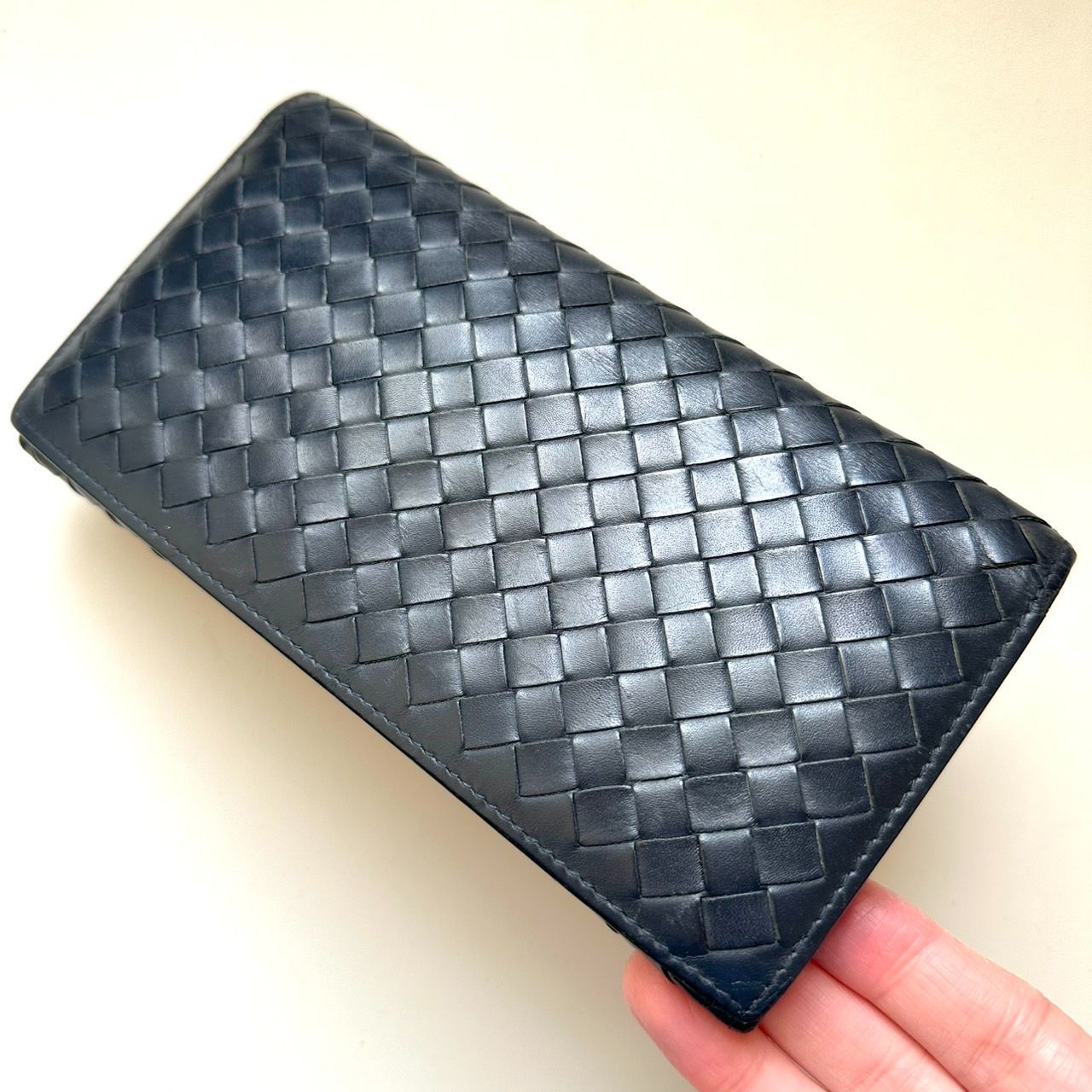 ボッテガヴェネタ BOTTEGA VENETA 長財布 イントレチャート ネイビー