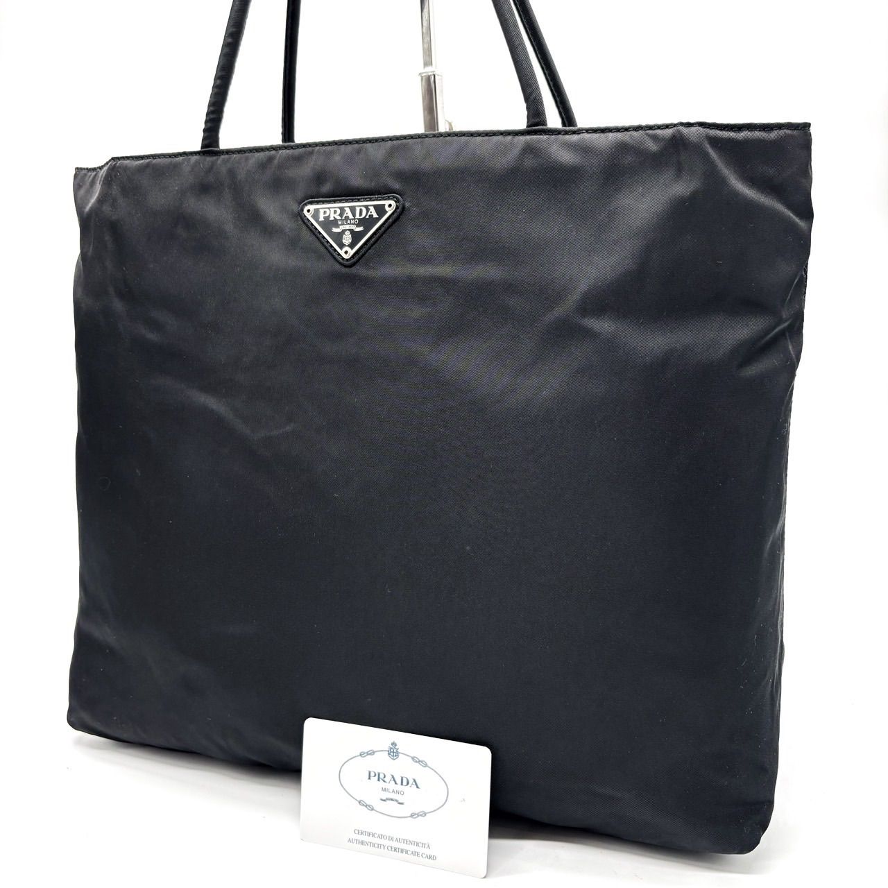 PRADA プラダ 三角ロゴプレート A4収納可能 トートバッグ ハンドバッグ PRADA プラダ トートバッグ ハンドバッグ 三角ロゴ A4収納 ロゴプレート