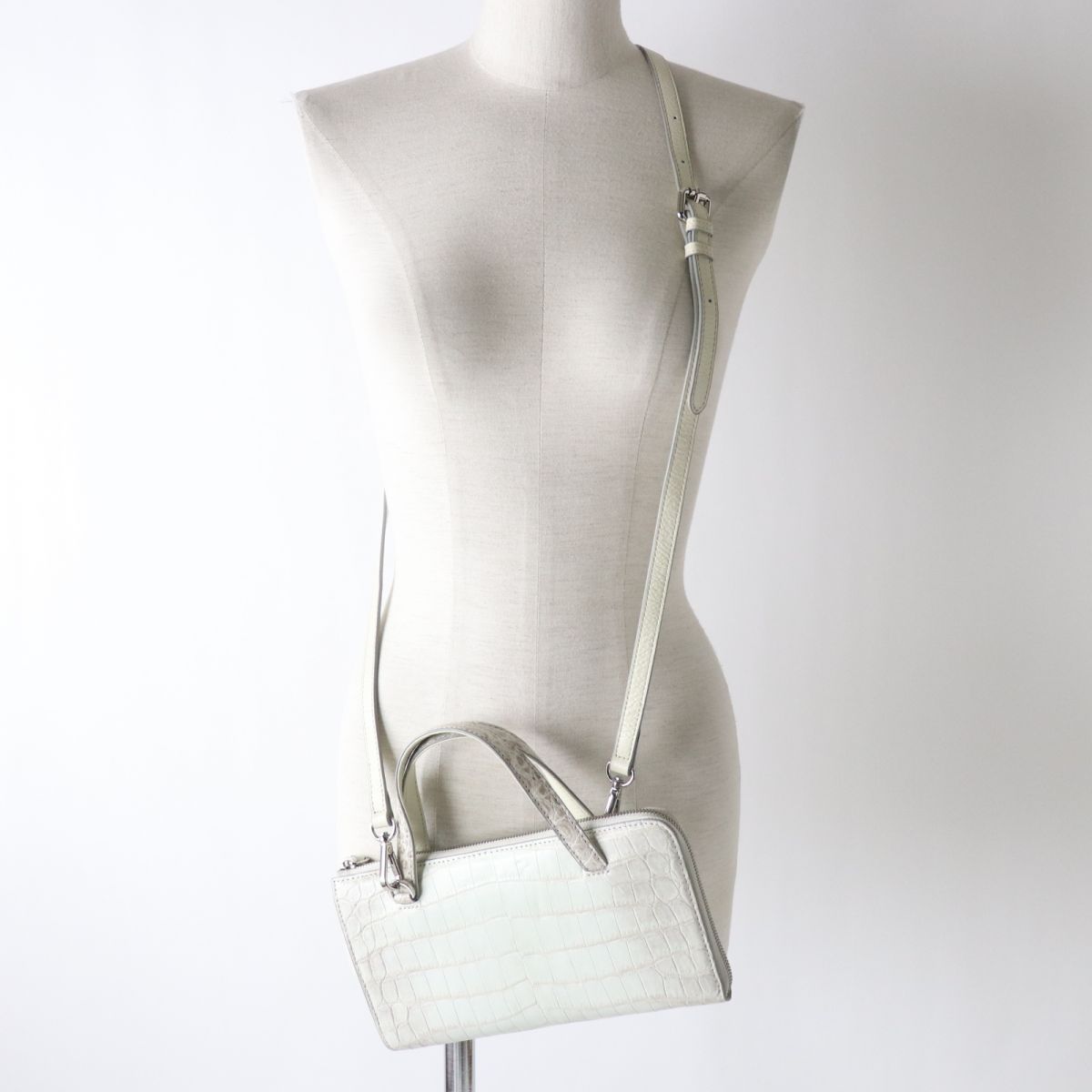 〈未使用〉PELLEY LUSSO ヒマラヤクロコダイル 2way バッグ 未使用 Pelley Lusso ペレリールッソ 最高級 ヒマラヤクロコダイル