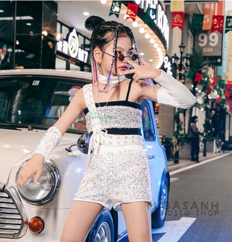 キッズ ダンス衣装 ガールズ ヒップホップ ジャズダンス 韓国 練習着 チアガール 黒 セット 応援団 アップチア スパン へそ出し 白 ベスト kni4a272663
