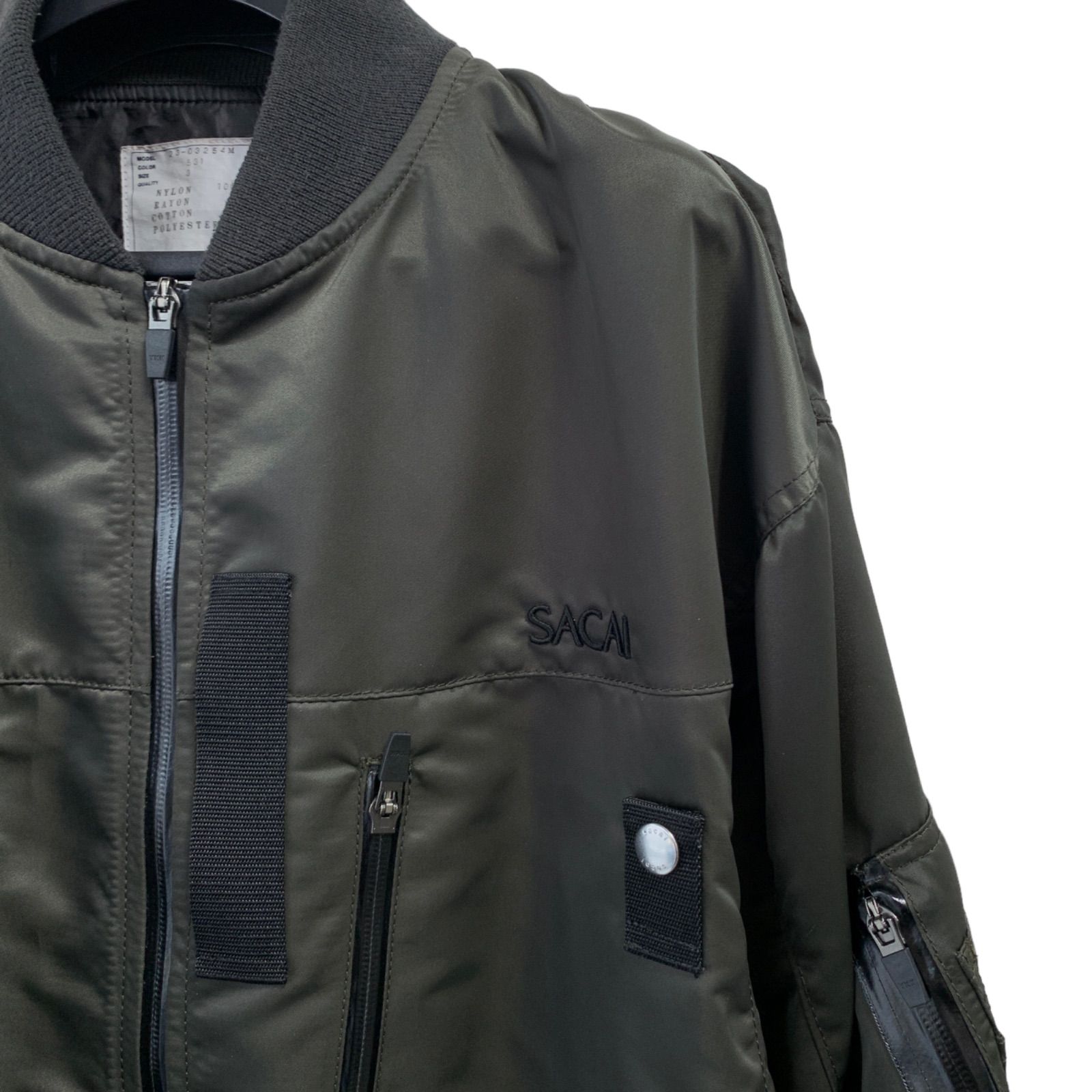 sacai サカイ パーカー カーキ 1(S位) 0303925E0132 sacai サカイ パーカー カーキ 1(S位) 0303925E0132 sacai