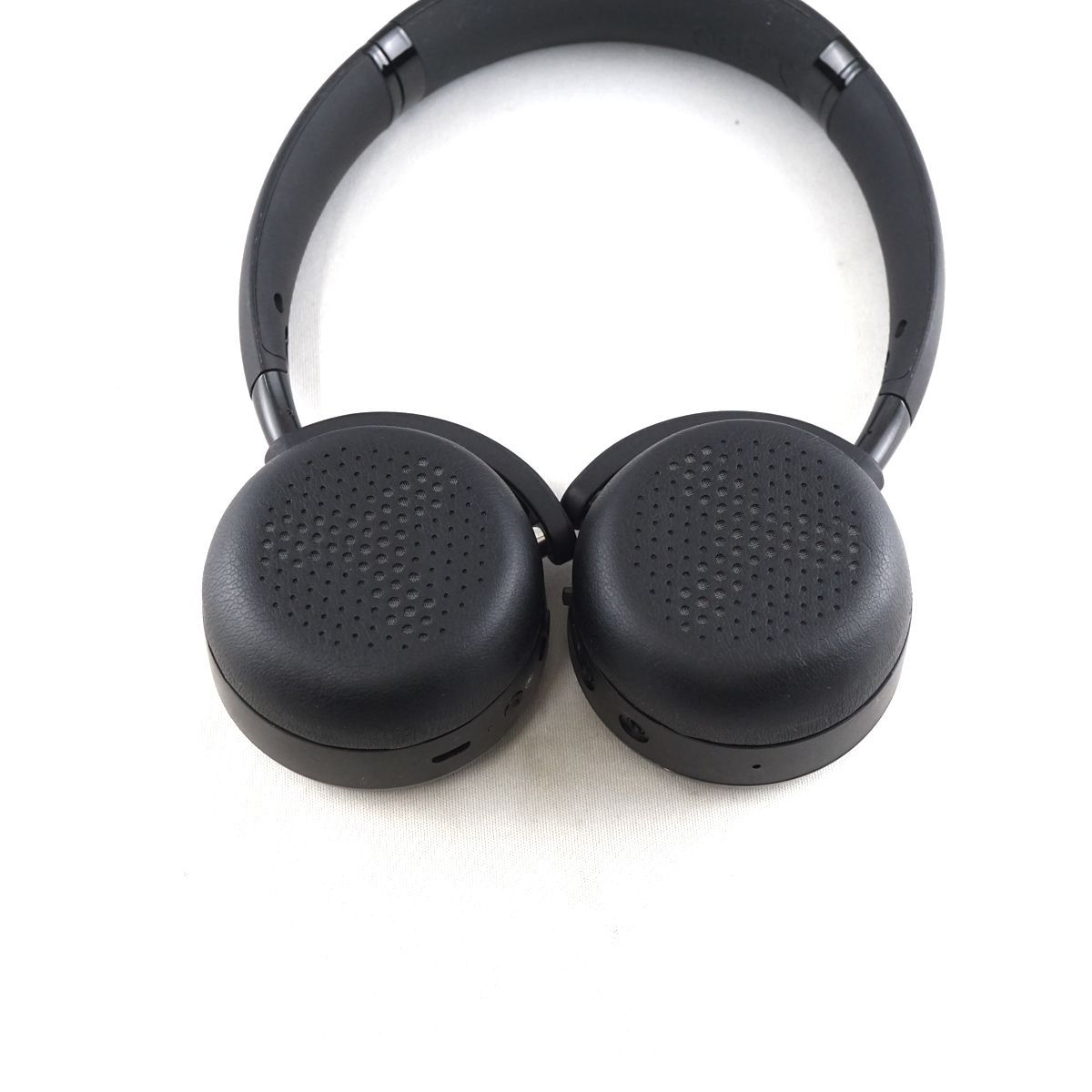 AKG Y500 WIRELESS ワイヤレスヘッドホン USED美品 オンイヤー AKG Y500 WIRELESS ワイヤレスヘッドホン USED美品 オンイヤー