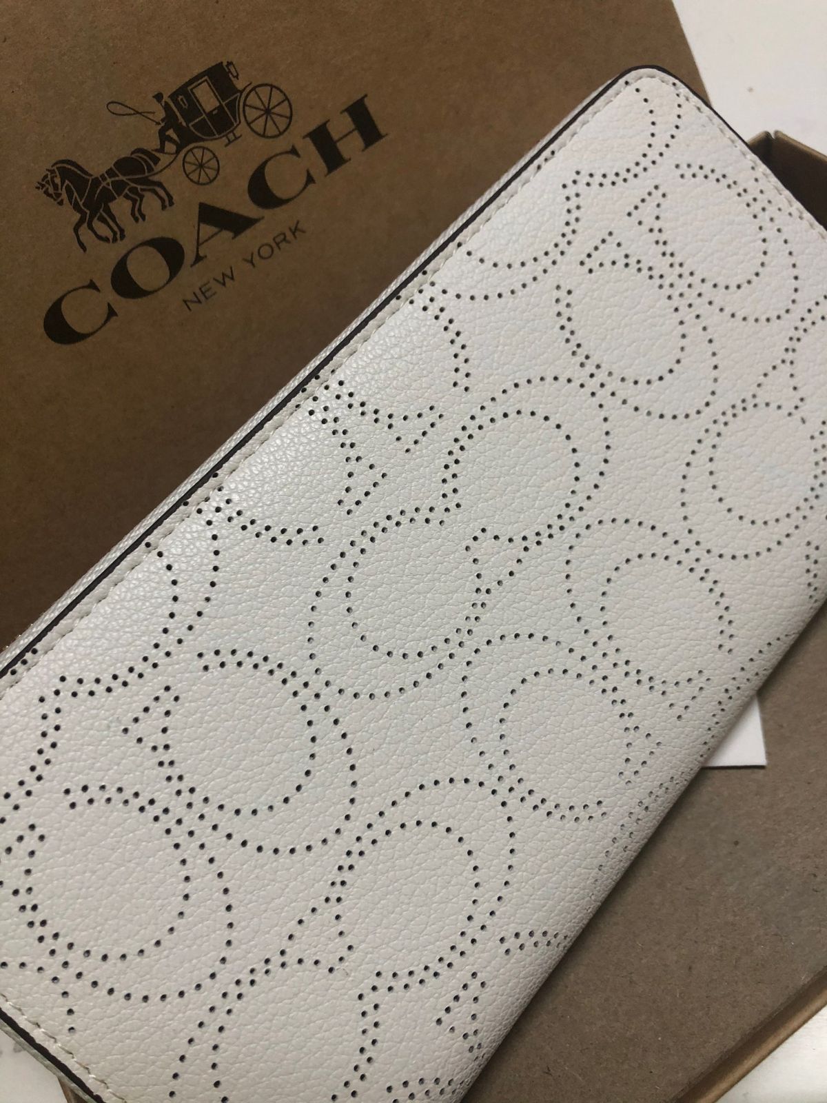 新品 COACH 長財布 正規品 シグネチャー ホワイト C4715 白