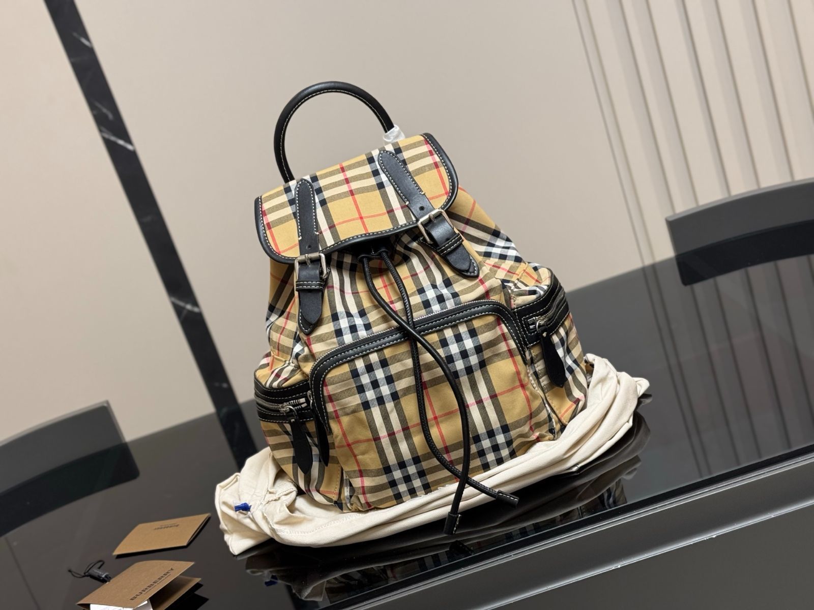 ☆Burberry ダブルシールドバッグ 今日特価】Burberry バーバリー ダブルショルダーバッグ