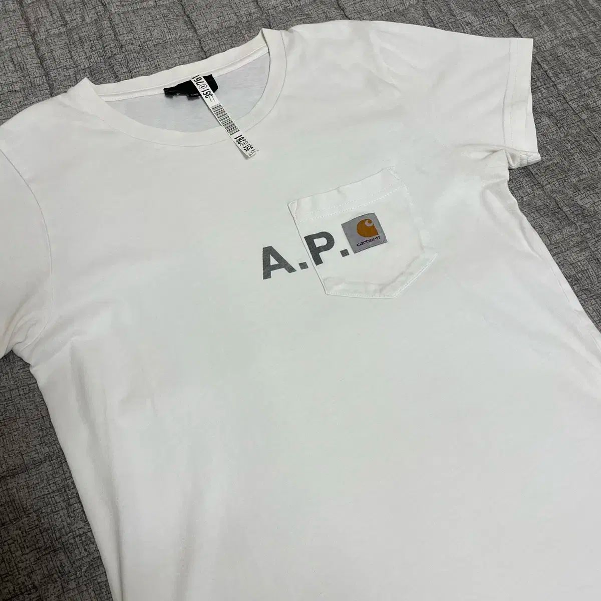  A P C A.P.C. アーペーセー X Carhartt カーハート レディース 半袖 Tシャツ 半袖(Tシャツ) Tシャツ カットソー