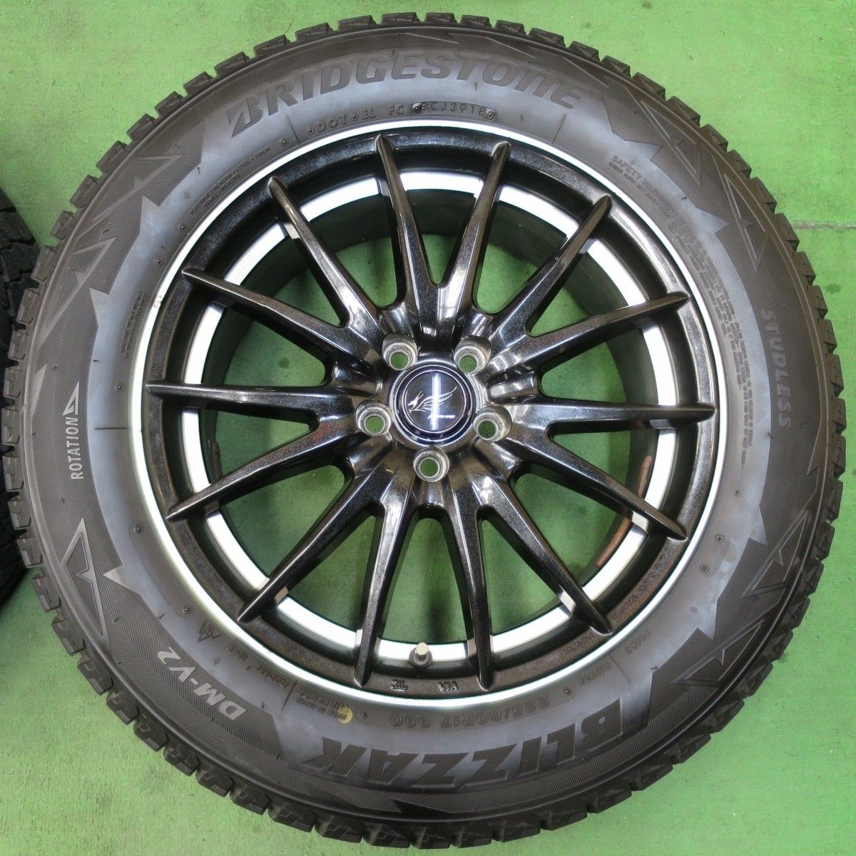 ブリザックDM-V1 225/60R17 スタッドレスタイヤ・ホイールセット