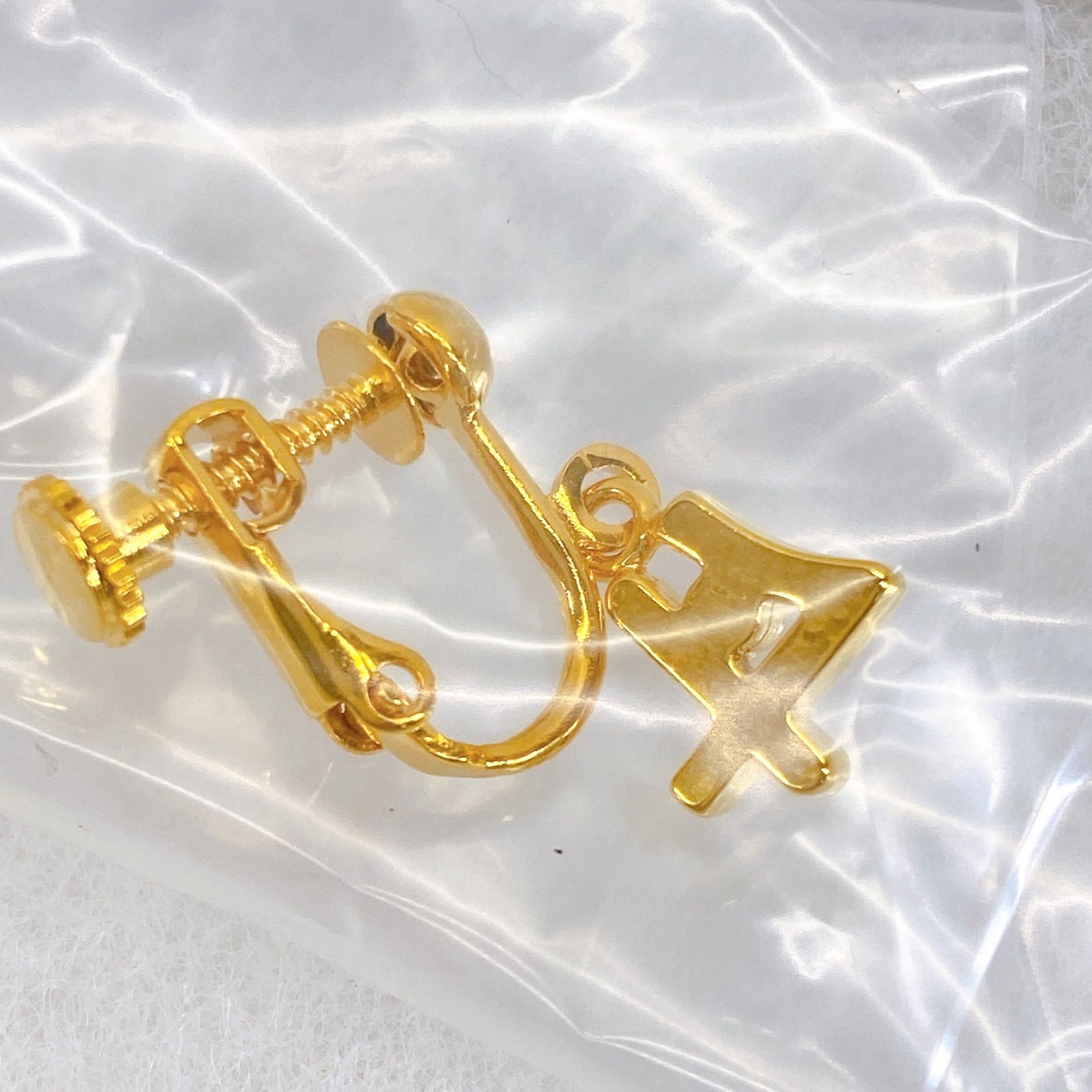 守護星マークピアス