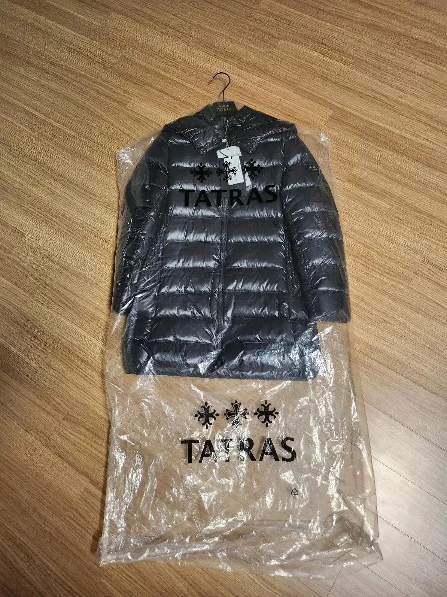 タトラ ネイビー ダウン コート サイズ 150