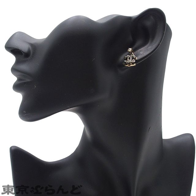 シャネル メタル ココマーク オーバルピアス 06C シャネル CHANEL ダブルココマーク ピアス 06P ゴールドx