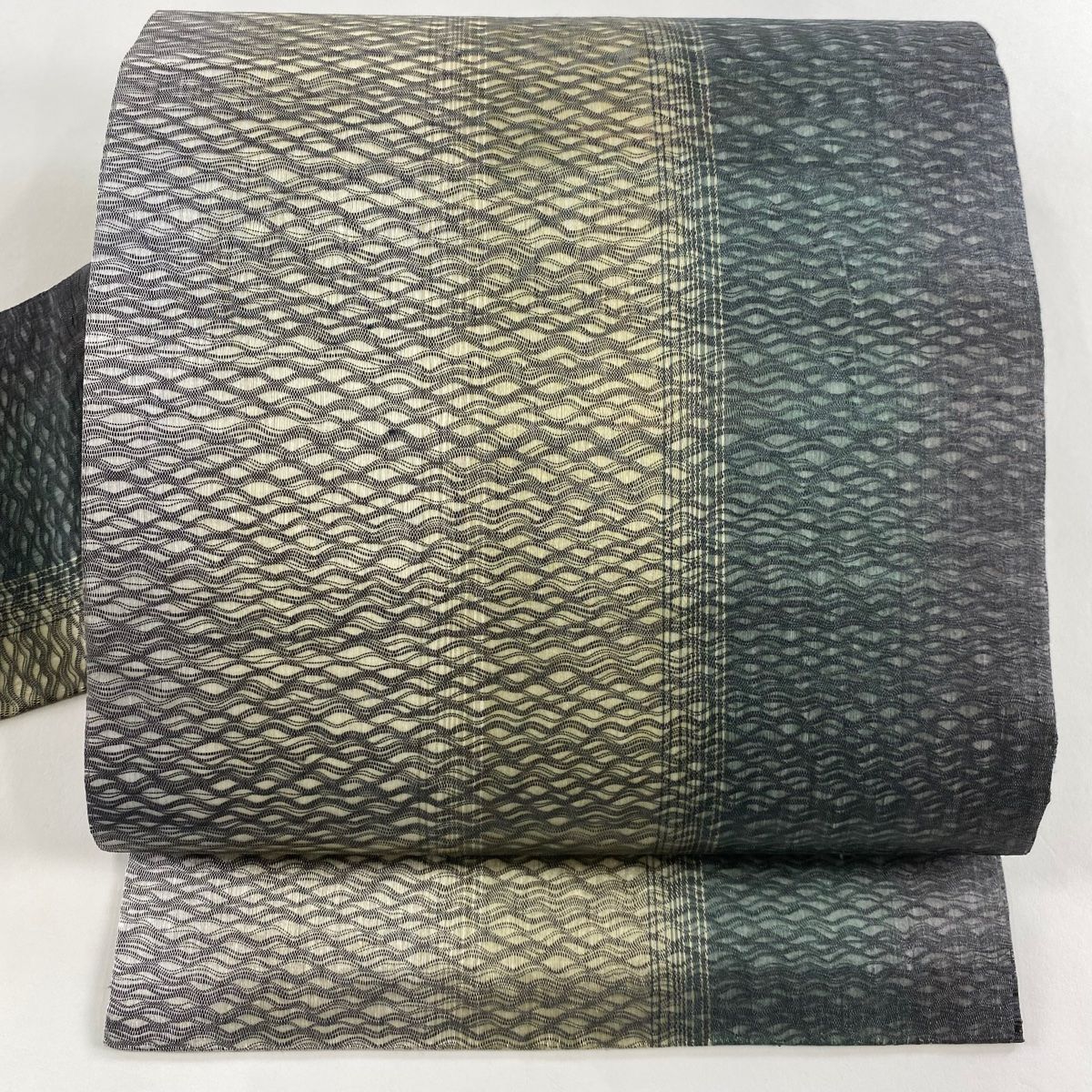 名古屋帯 秀品 幾何学模様 縞 灰緑 正絹