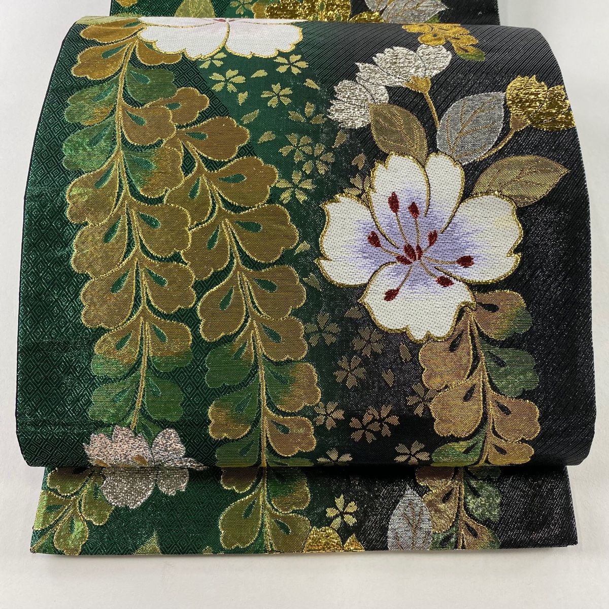 袋帯 秀品 振袖向き 草花 桜 金銀糸 箔 緑 六通 正絹 【中古
