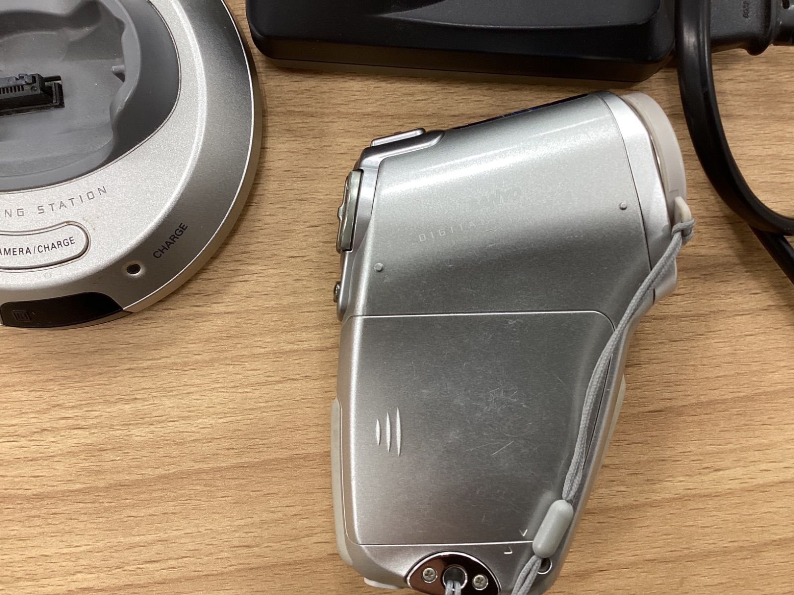 MA272 SANYO Xacti DMX-C1 デジタルムービーカメラ - メルカリ