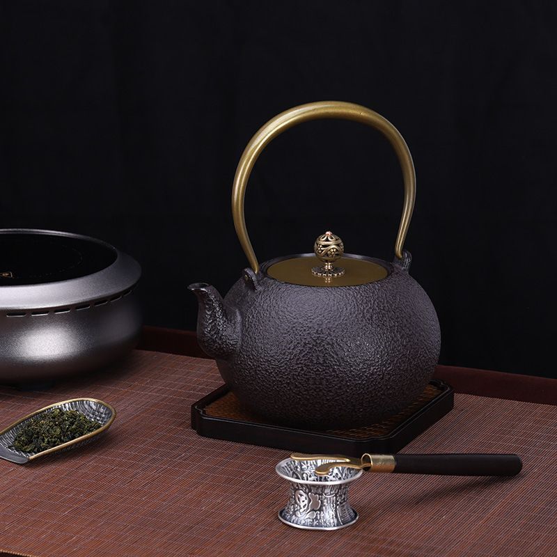 古い鉄瓶　サビあり　 茶道具　 鉄やかん 鉄器　 水漏れなし 鉄分補給 Amazon｜鉄瓶 南部鉄器 鉄 びん 鉄びん 鉄瓶 ホーロー加工なし