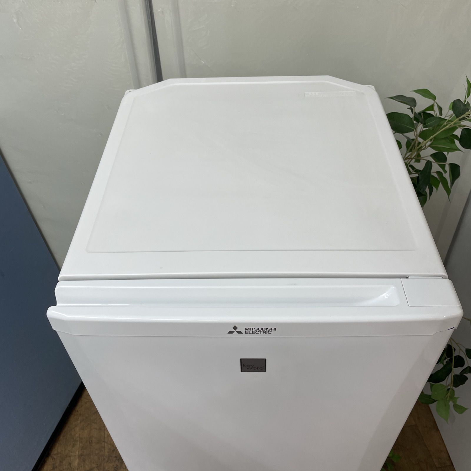 R058 ☀️ MITSUBISHI 冷蔵庫（168L / 右開き）18年製 MR-P17ED ⭐動作