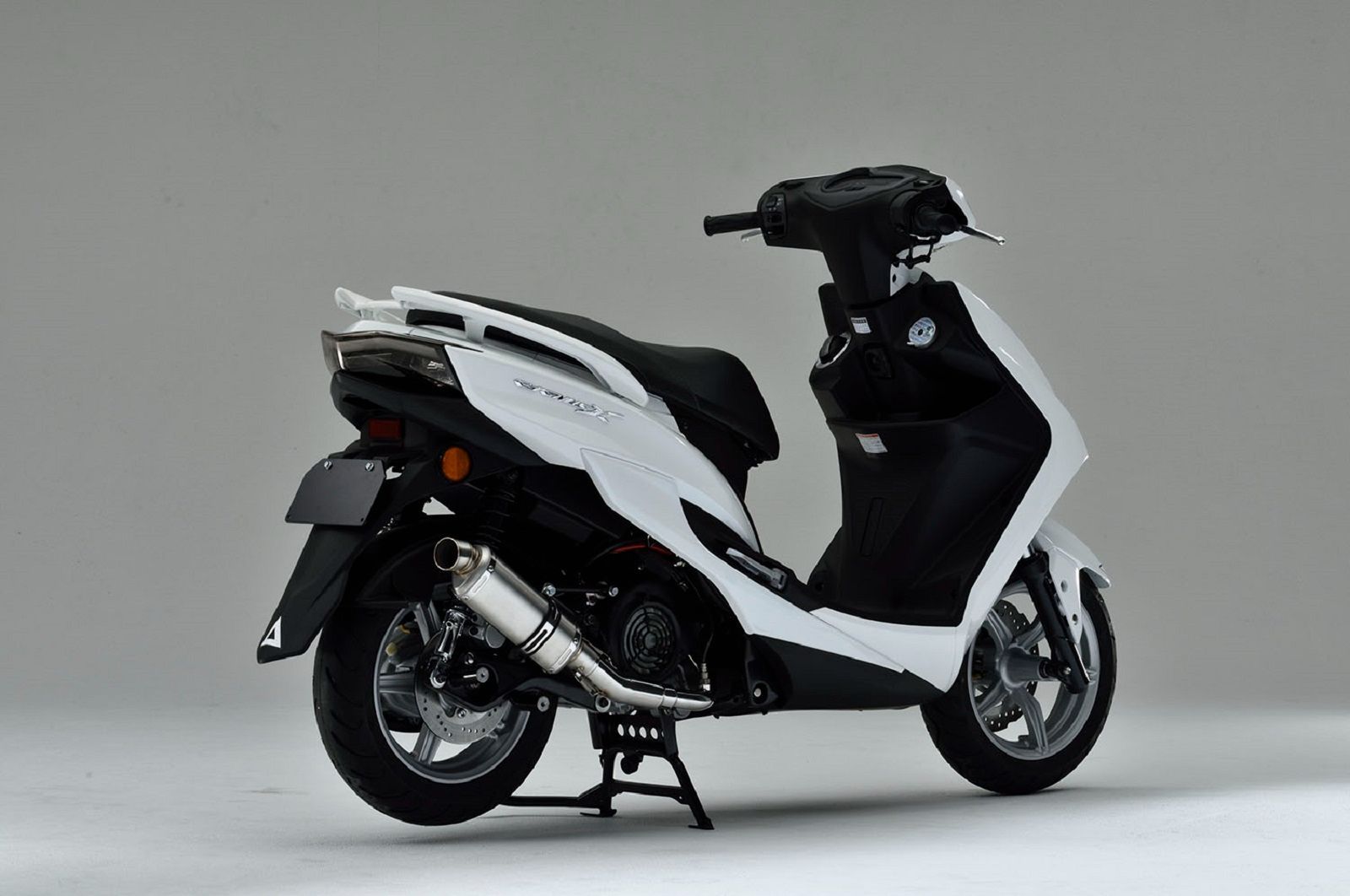 ヤマハ シグナスX バイクマフラー 4型/5型シグナスX SR EBJ-SEA5J 2BJ