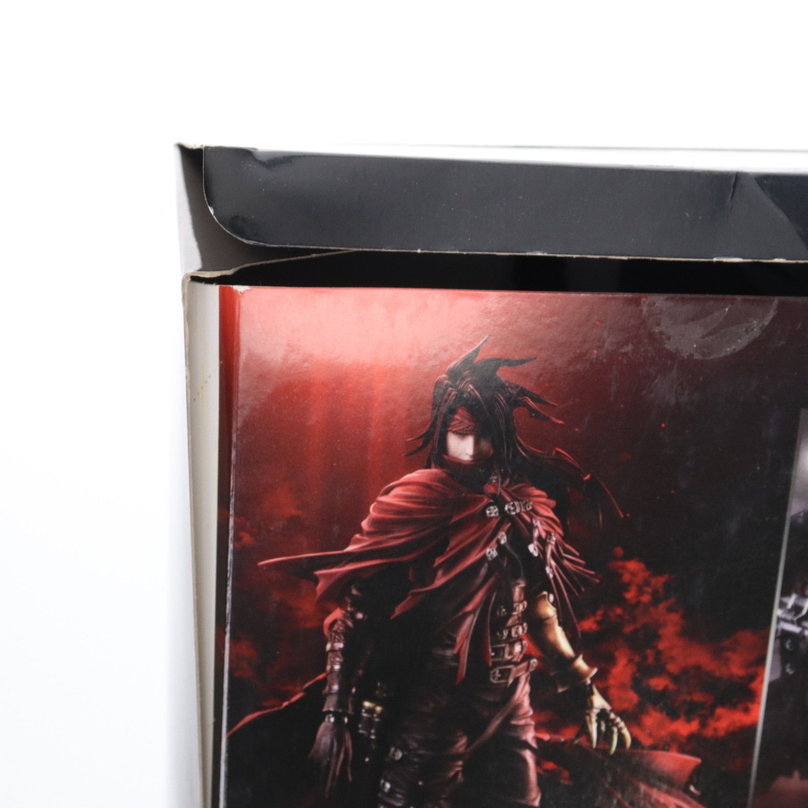 DIRGE of CERBERUS ヴィンセント・ヴァレンタイン フィギュア Dirge of Cerberus: Final Fantasy VII Play Arts Kai Vincent