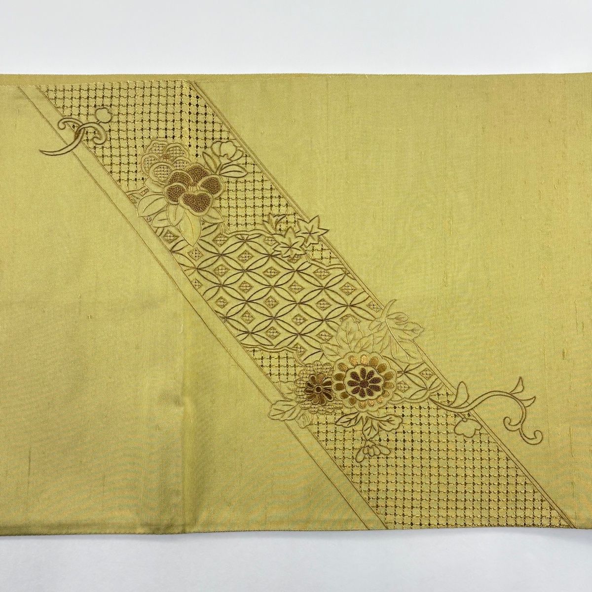 袋帯 秀品 鳥 椿 刺繍 からし色 お太鼓柄 正絹 【中古】 - メルカリ