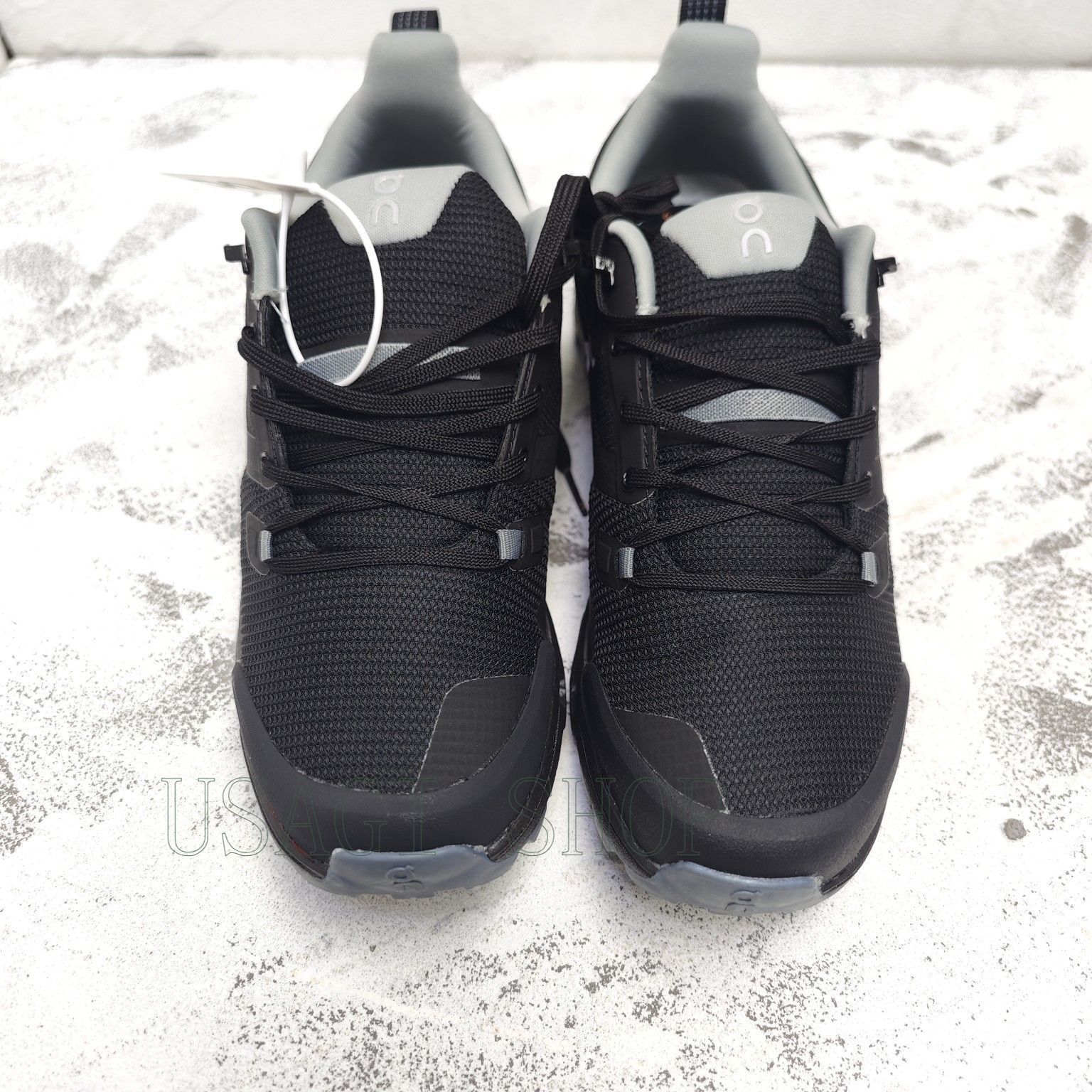 【極美品】 on クラウドランナー ウォータープルーフ 24 スニーカー 黒 On オン Cloudrunner Waterproof クラウドランナーウォーター