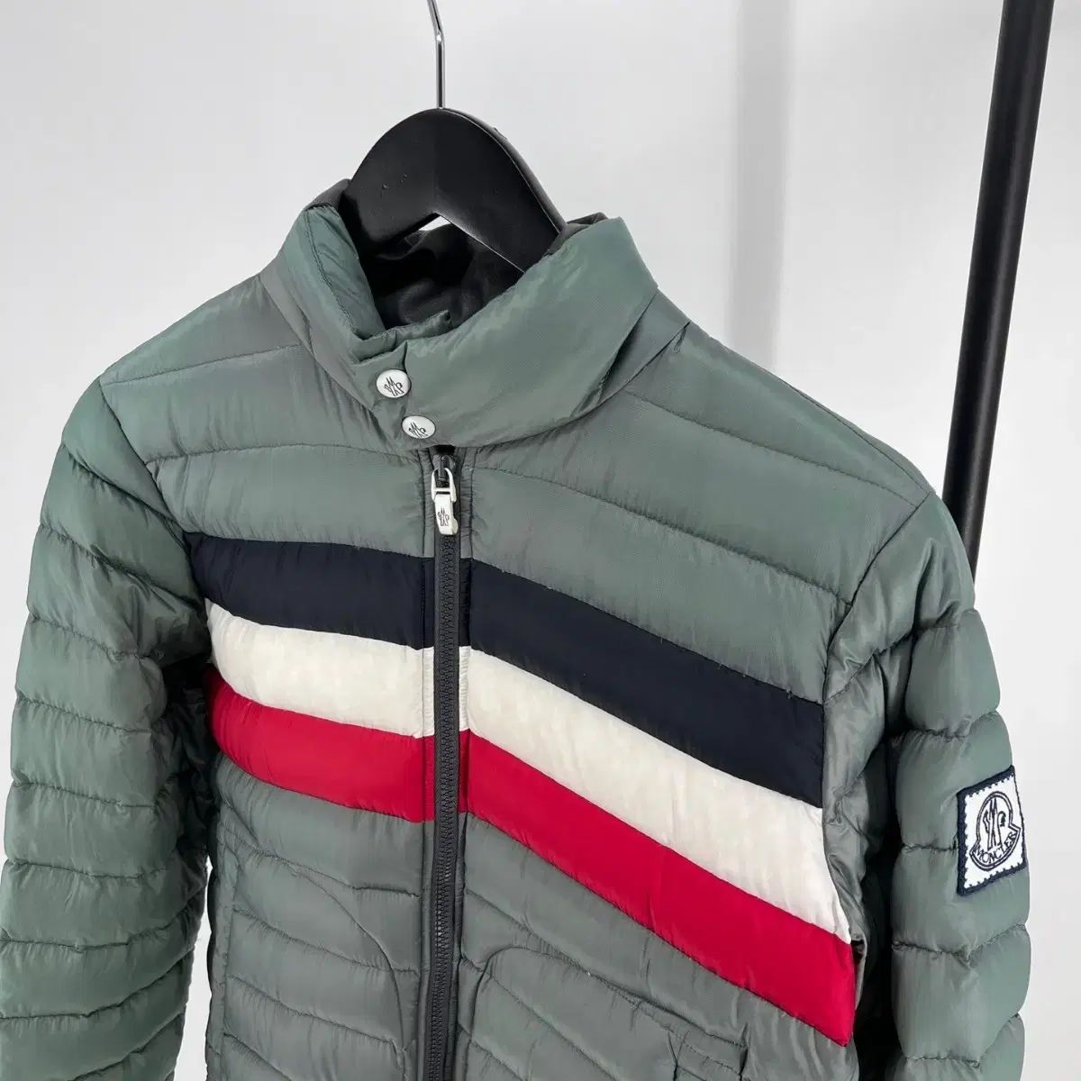1 サイズ MONCLER(モンクレール) ガンマブルー 軽量ダウン ジャケット 