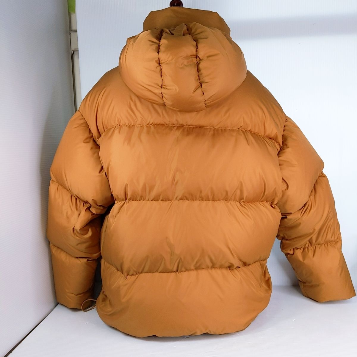 中古品】UNUSED フーデッドダウンジャケット オレンジ サイズ 2 〇YR 