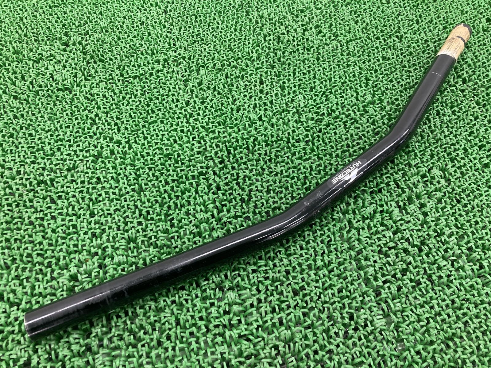 ハリケーン製エイプ50 エイプ100 ハンドル 社外 中古 バイク 部品 AC16 HC07 0006B APE ミニフラット1型 ドラッグバー