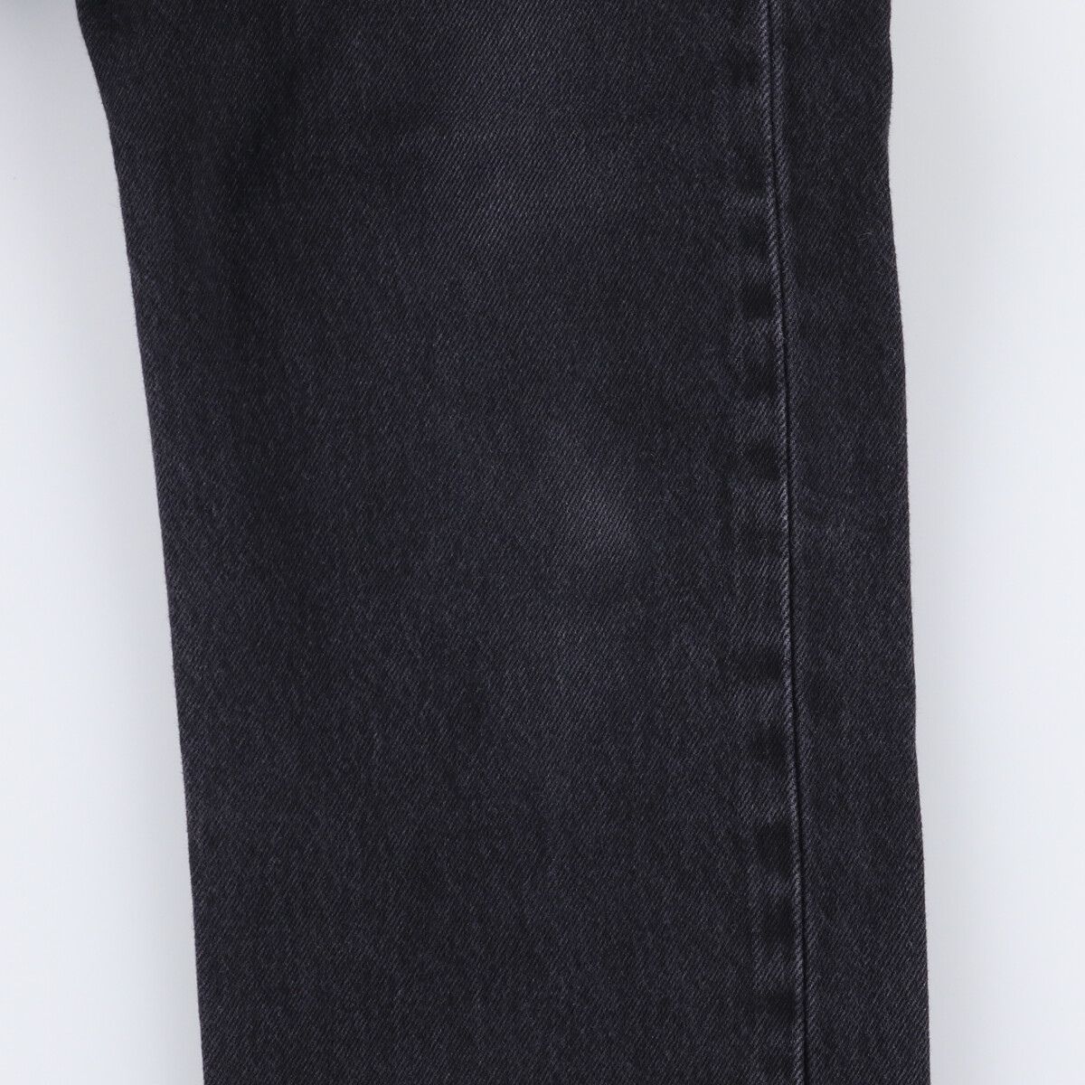 ストレートデニムパンツ