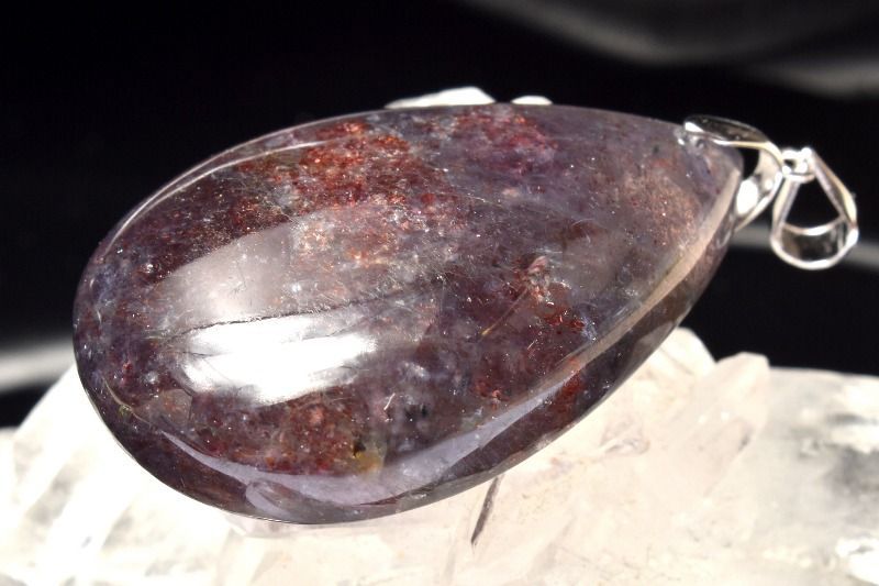 1点物】AAA+☆ブラッドショット内包 アイオライトサンストーン