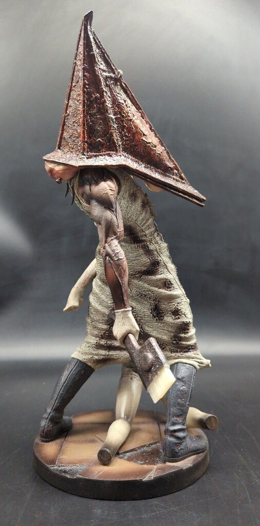 新品未開封 サイレントヒル レッドピラミッドシング 1/6スタチュー