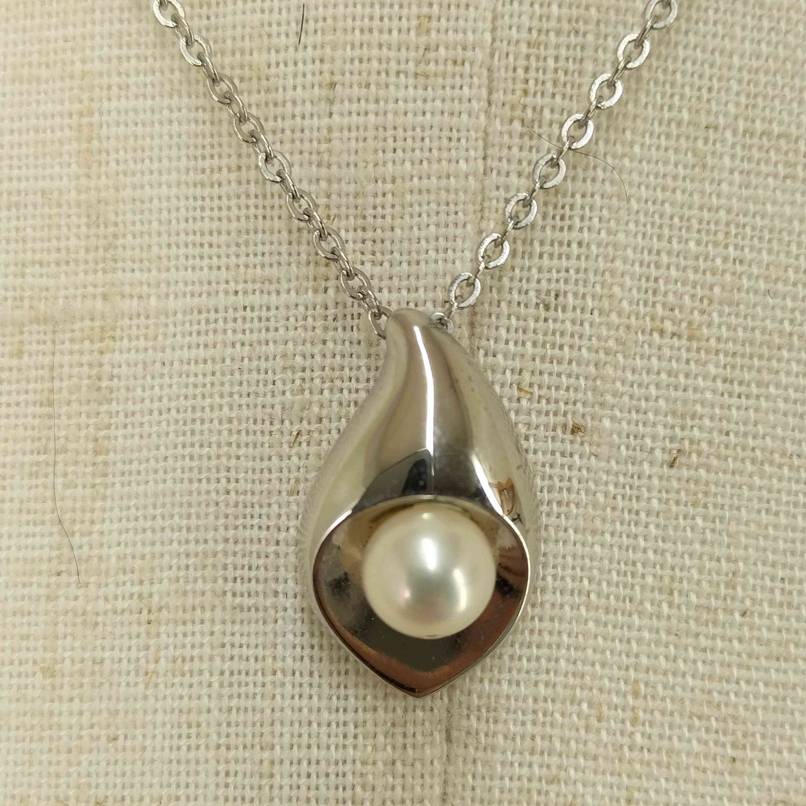タサキシンジュ TASAKI SHINJU NS刻印 パールネックレス レディース 