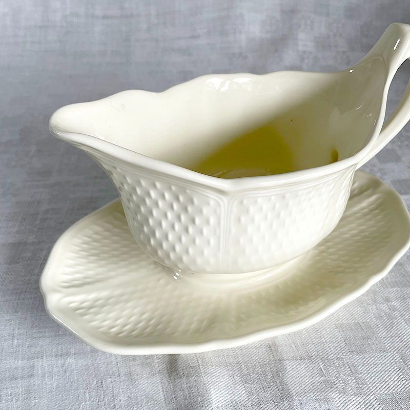 ソーシエール GIEN パニエ模様 現行新品 ジアン ソーシエール GIEN オフホワイト パニエ模様 現行新品 ジアン 19twd65