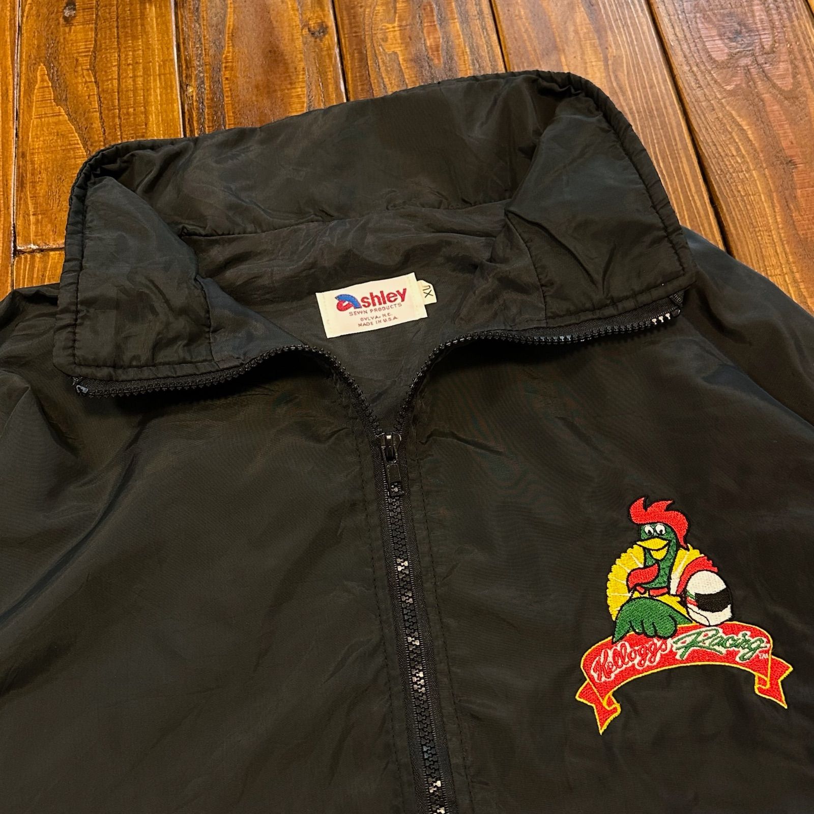 ナイロンジャケット