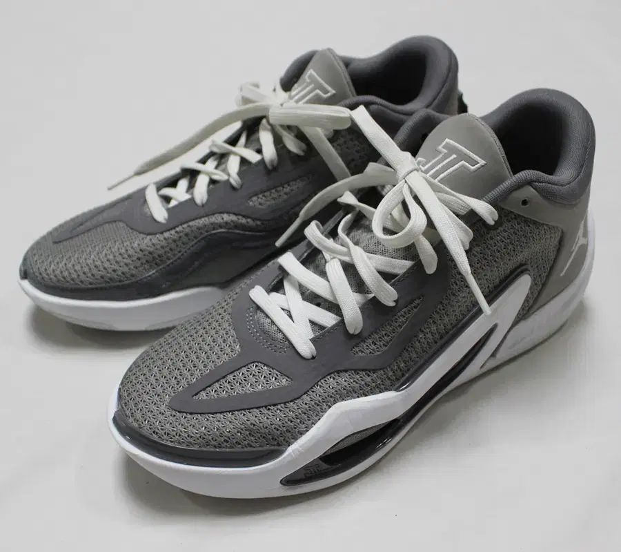 NIKE ナイキ 275 ジョーダン テイタム 1 バスケットシューズ とても良い