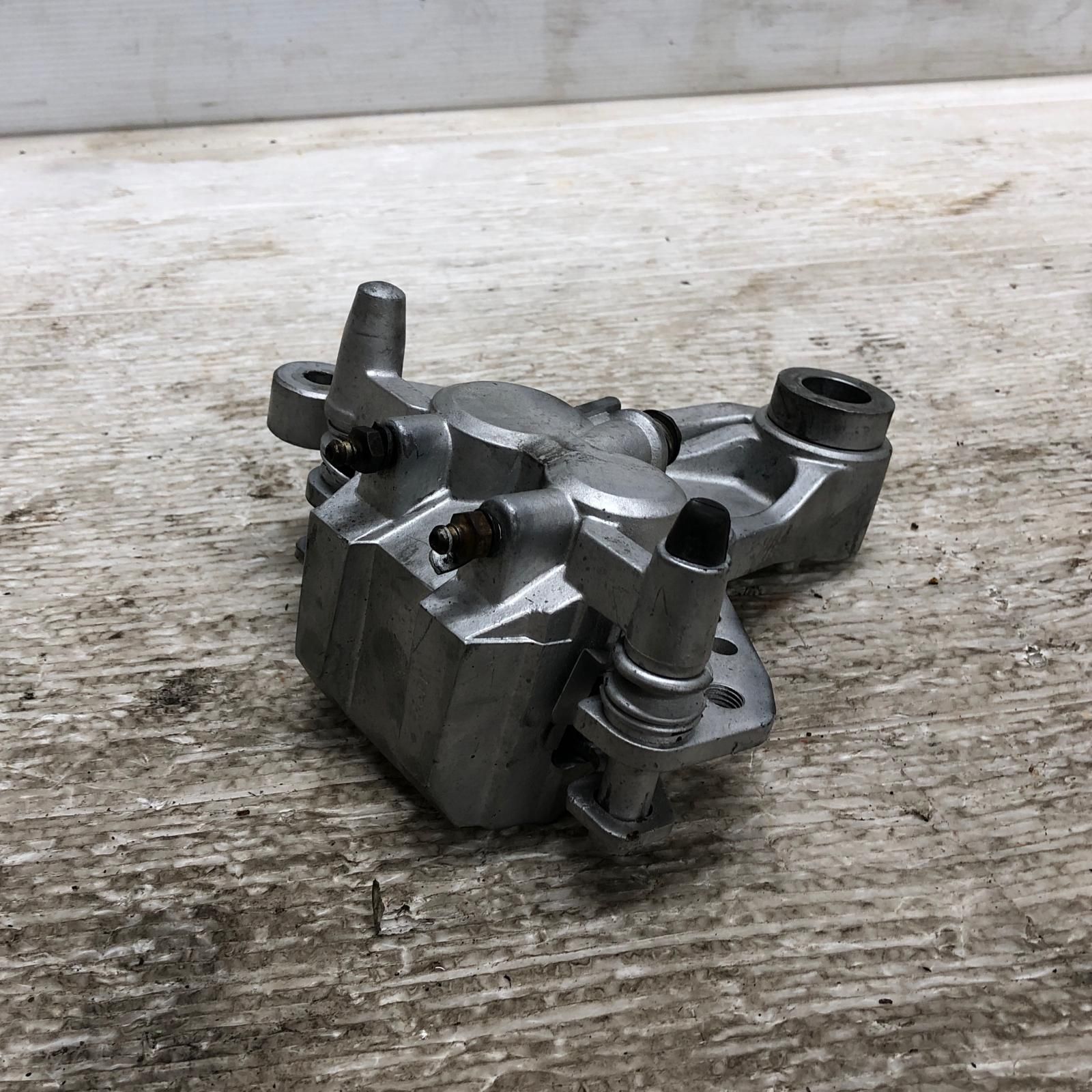 KAWASAKI ゼファー1100 ZRT10A リアキャリパー カワサキ BRIGHTFACE_UK